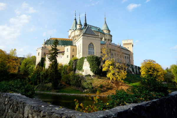 Témoignage de Pierre Chassaigne sur les châteaux Auvergnats