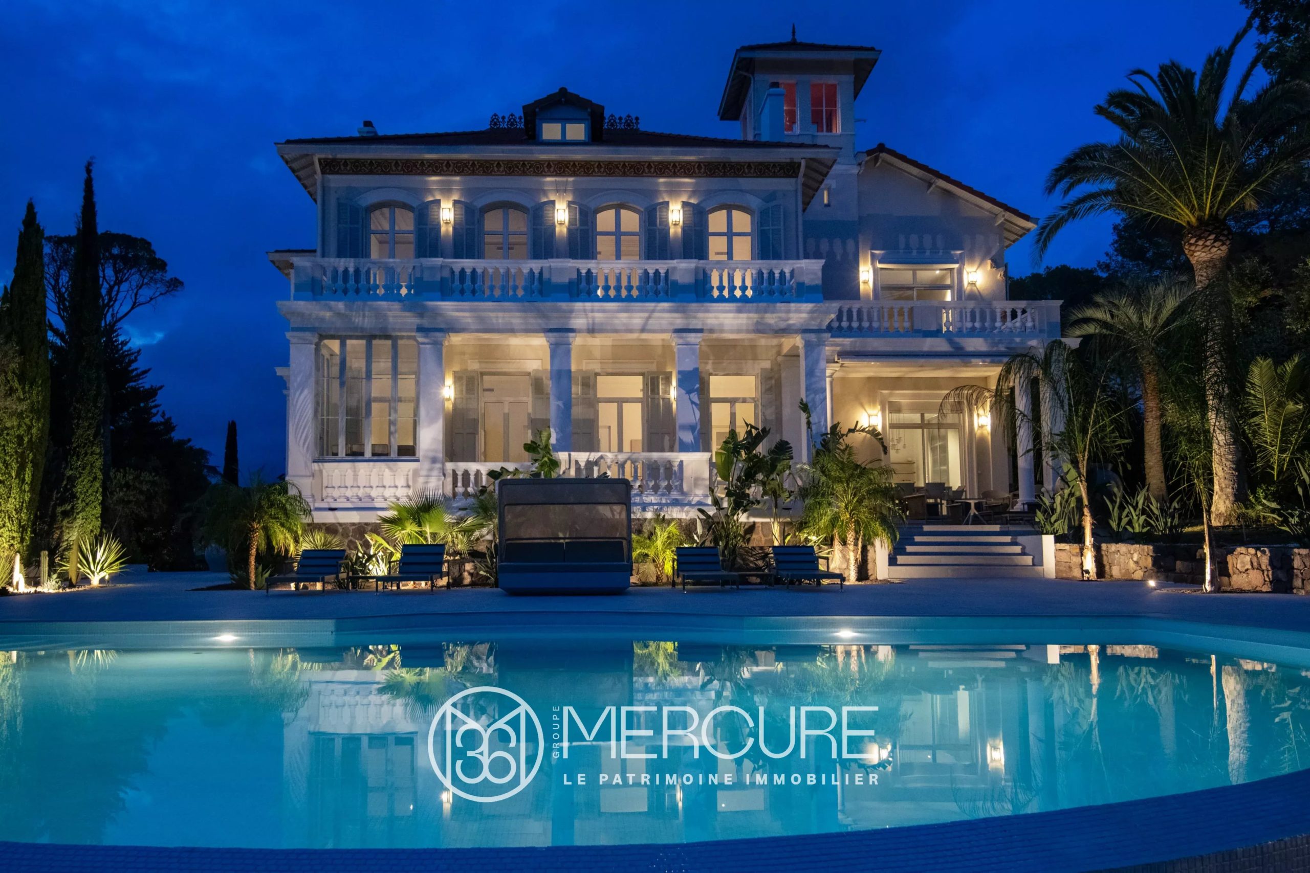 SPLENDIDE DEMEURE BELLE ÉPOQUE PROCHE GOLFS ET COMMERCES - 21493CA