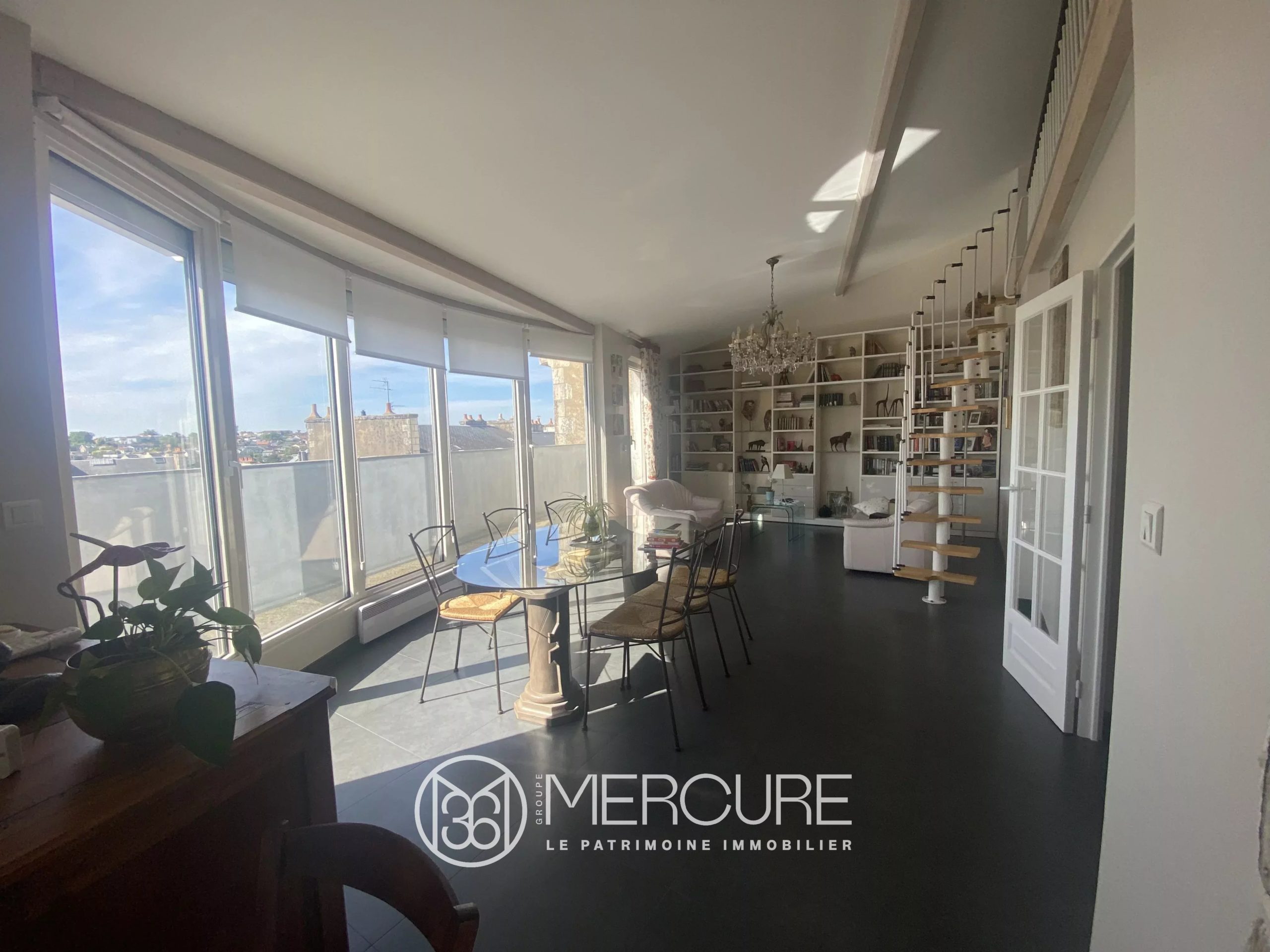 APPARTEMENT T4 AVEC TERRASSE ET GARAGE (ASCENSEUR) - 10350po