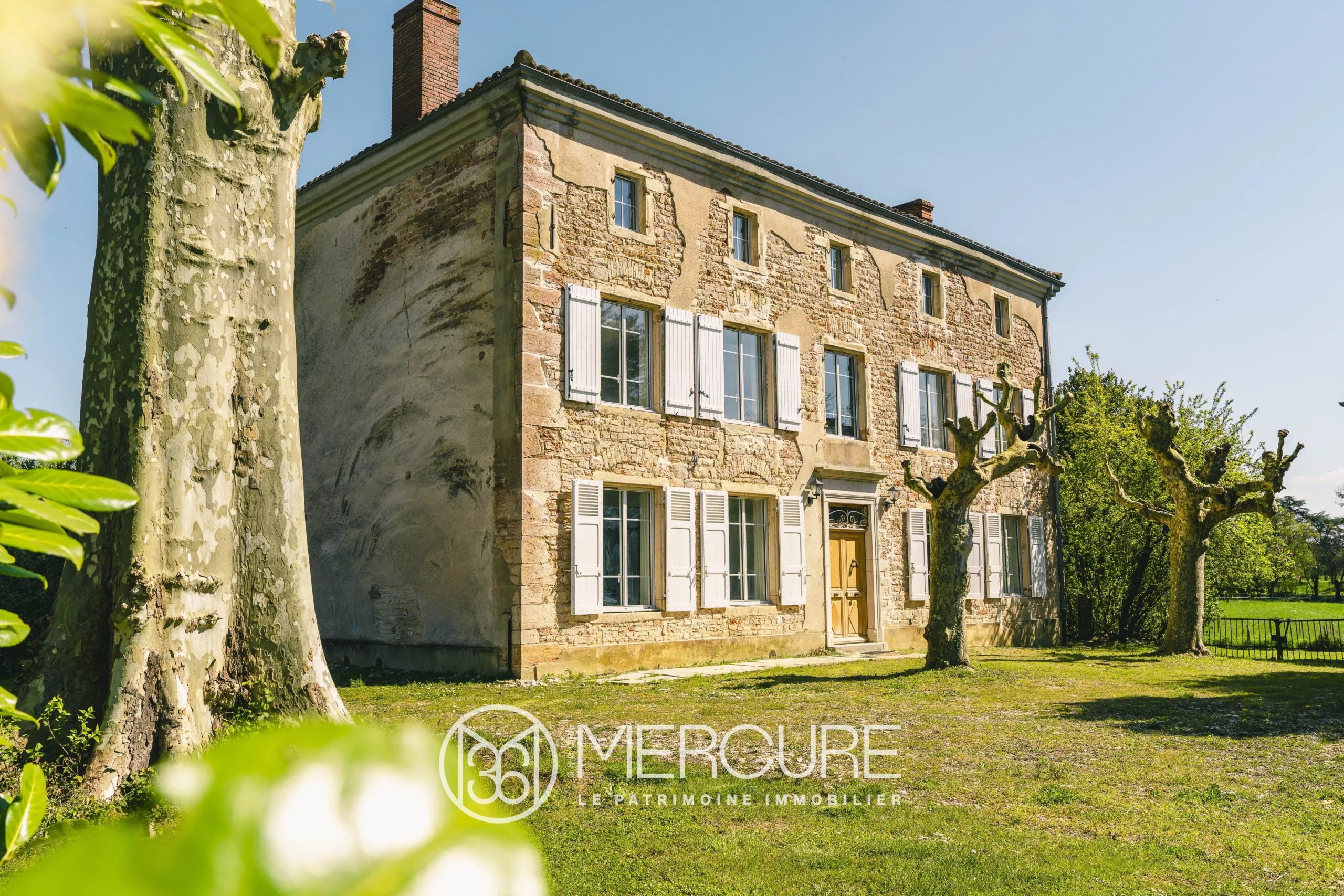 VONNAS – Character property in Bresse, where authenticity meets modernity - 5053LY