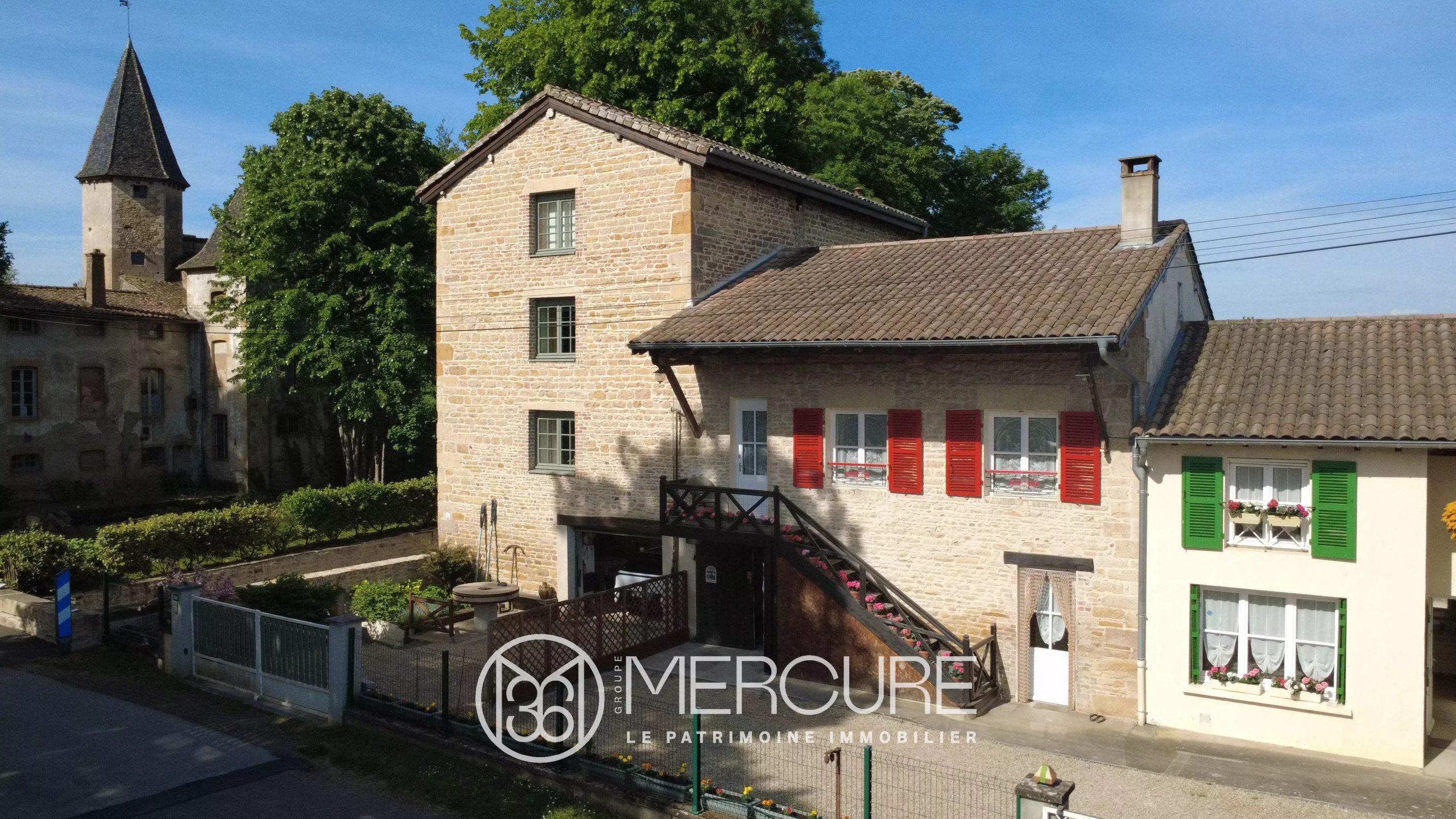 Moulin et ferme rénovés du château d’Estours, plus jardin et piscine - 21607VA