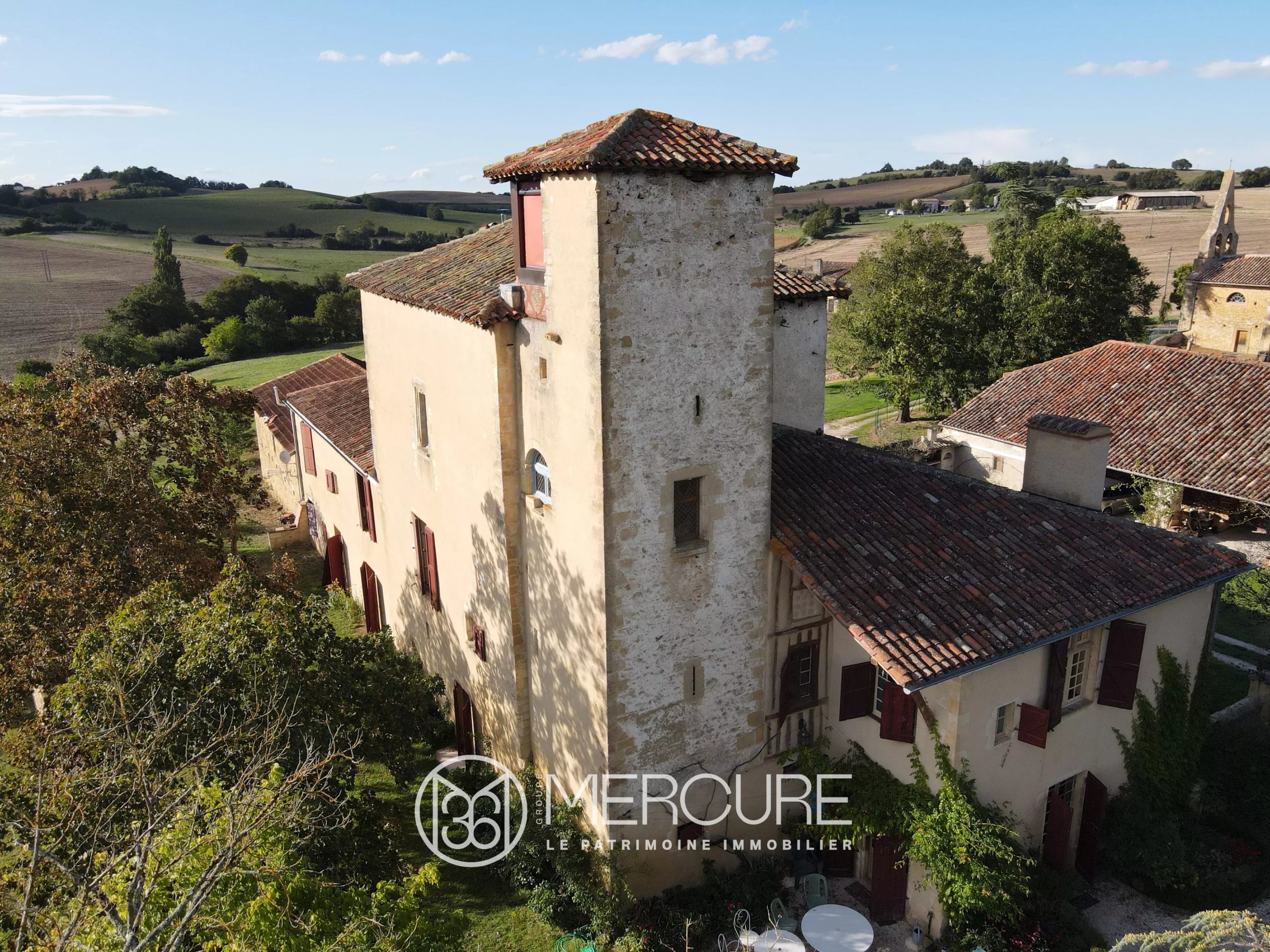 BEAU CHATEAU ISMH XII, XV ET XVIIe SIECLES - 8941TS