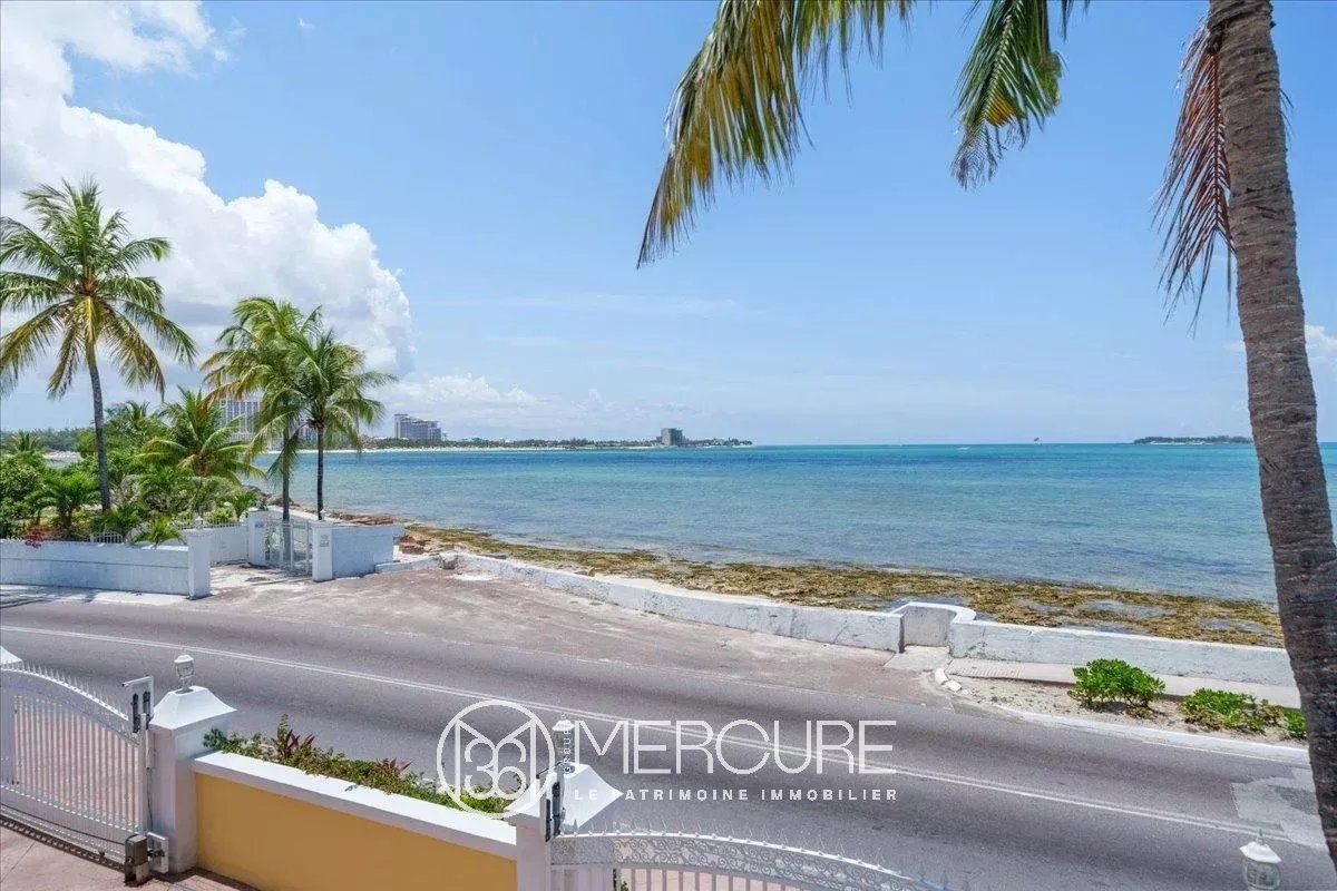 LOVELY VILLA BY THE SEA – GARDEN AND PATIO - BHM8