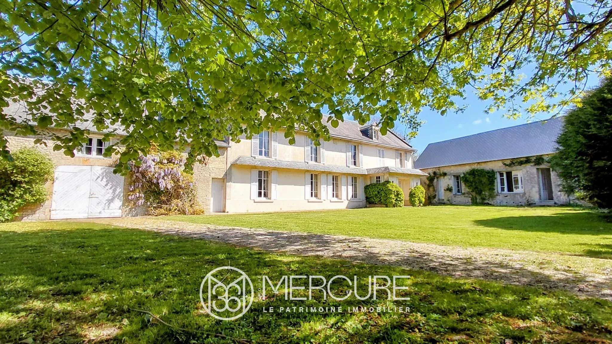 Proche mer – maison familiale, gîte possible, terrain constructible - 21302NO