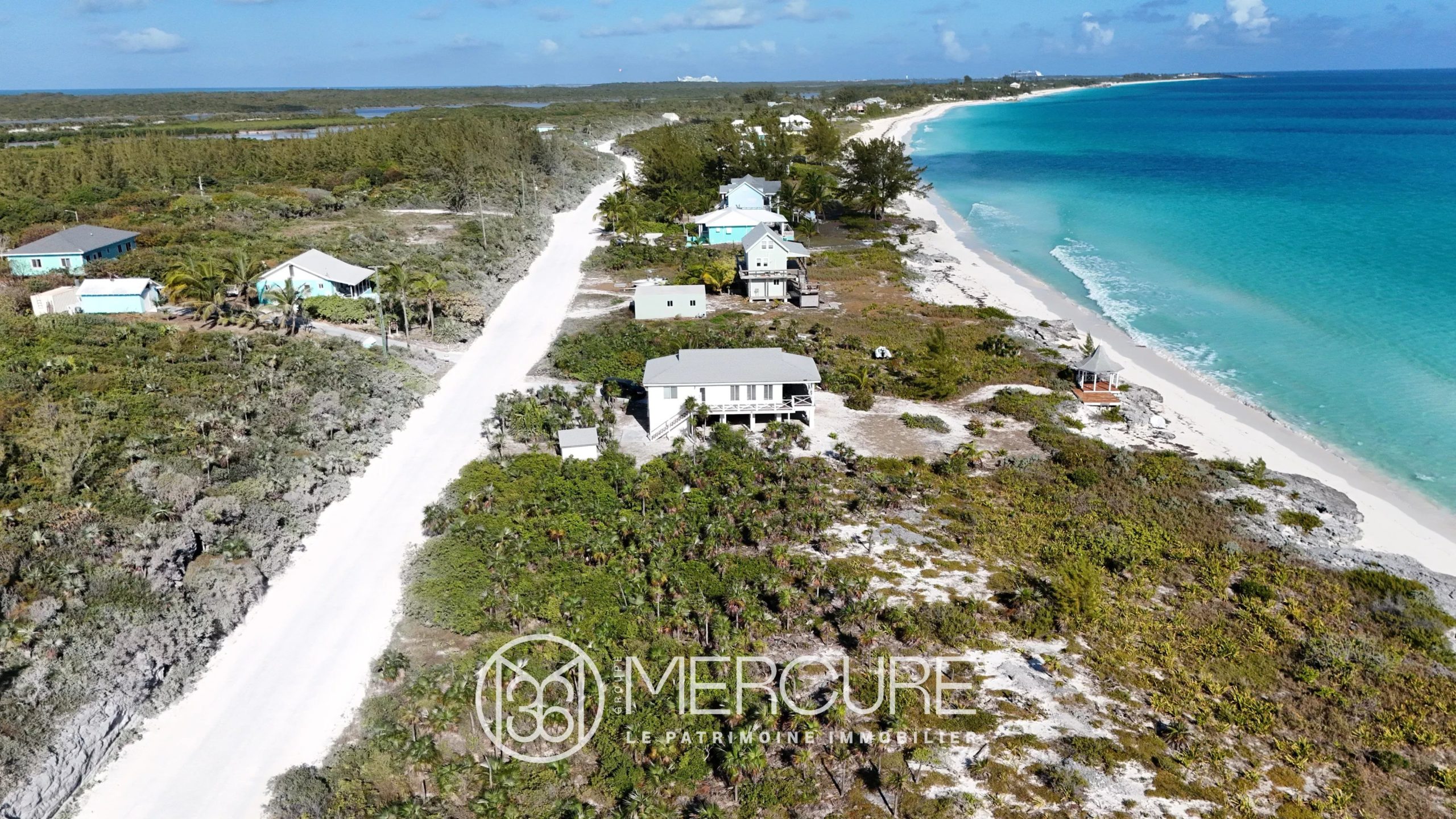 STUNNING BEACHFRONT VILLA – PRIVATE BELVEDERE - BMH7