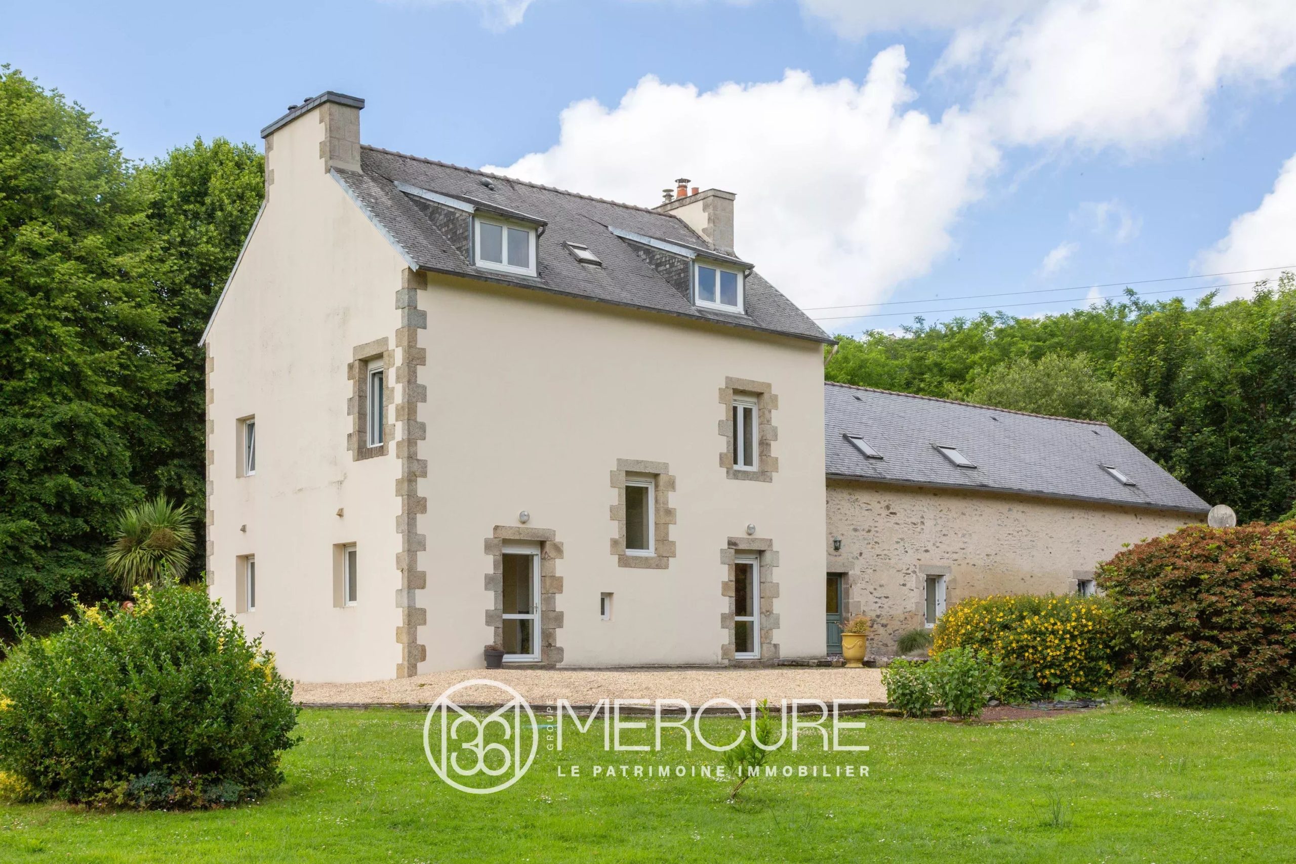 Belle maison et son parc aux portes de la ville - 21651BR