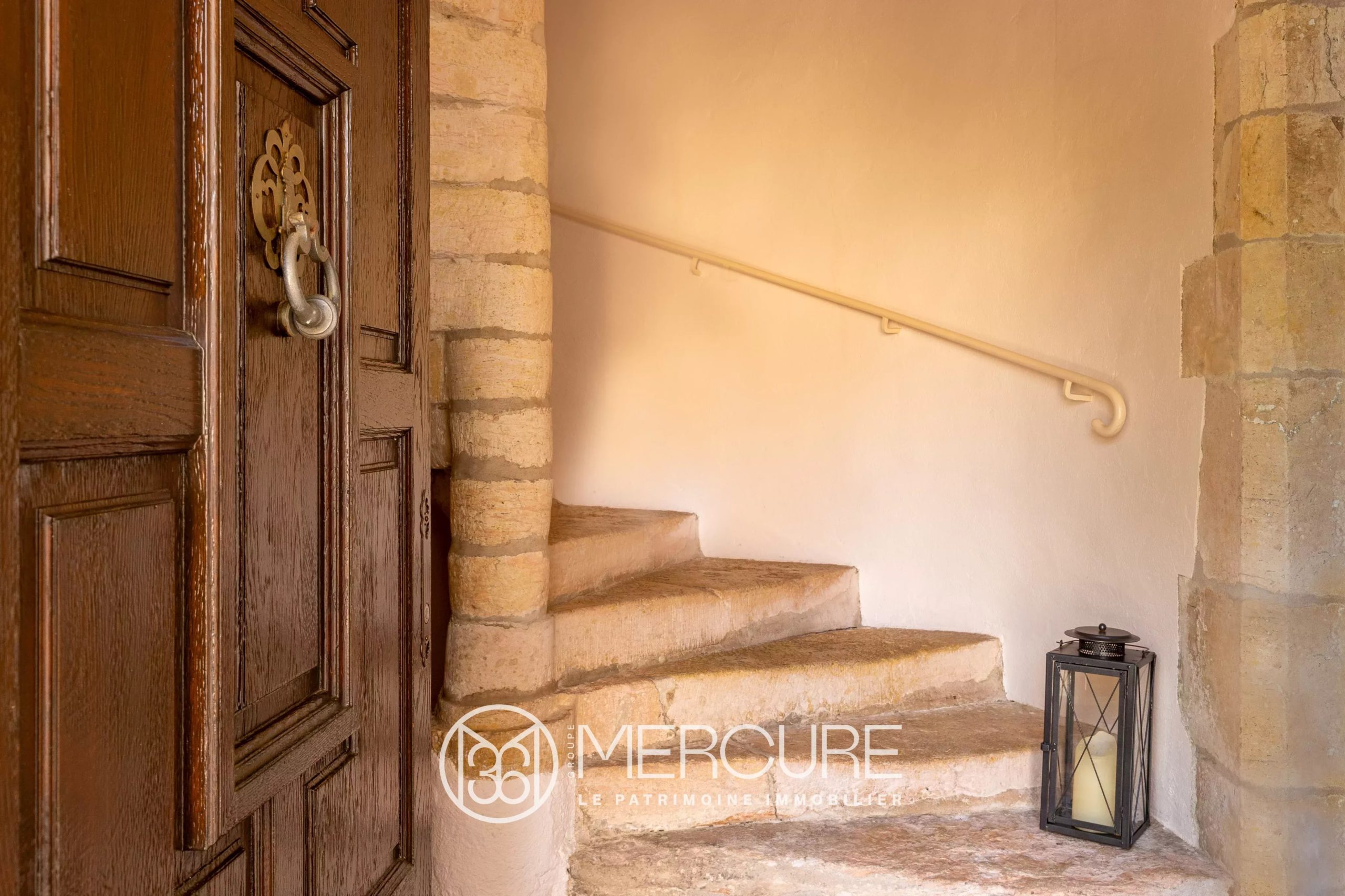 SUPERB 16TH-C MANSION – POOL – DOVECOTE - 9093TS