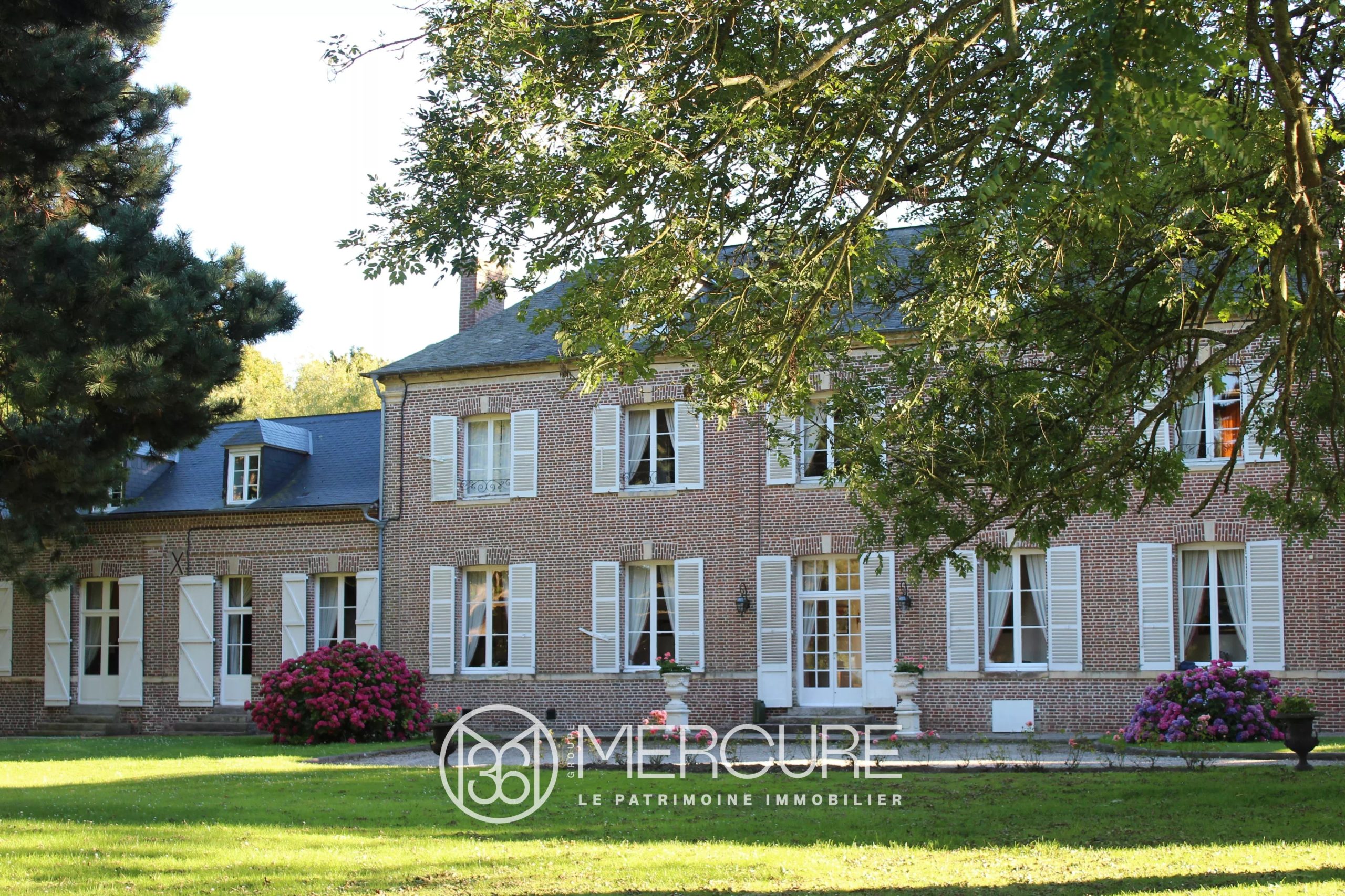 PROCHE BAIE DE SOMME – CHÂTEAU XIXe - 20928NC