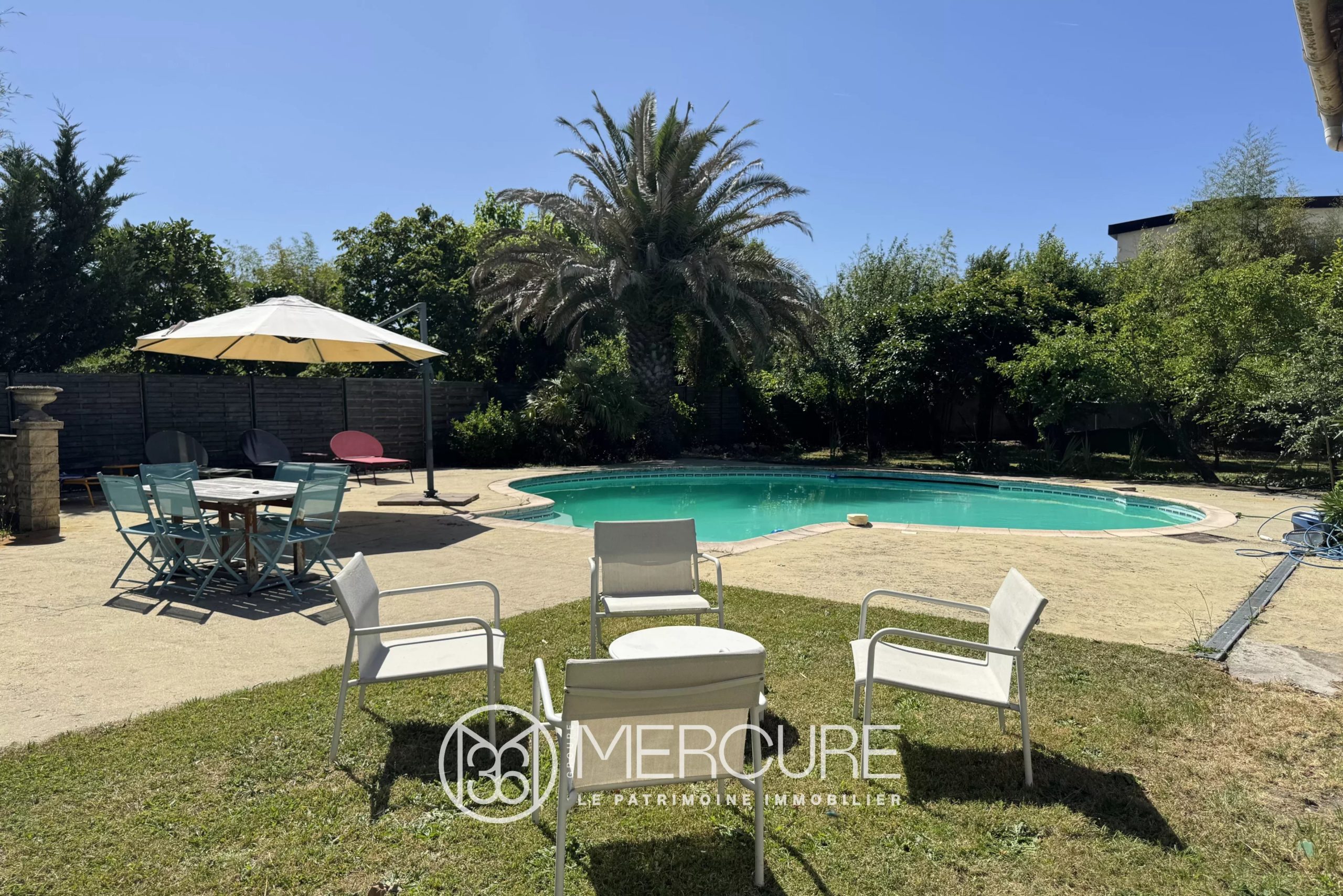 BORDEAUX MERIGNAC MAISON 210M2 SUR MAGNIFIQUE TERRAIN ARBORÉ. - 901096bx
