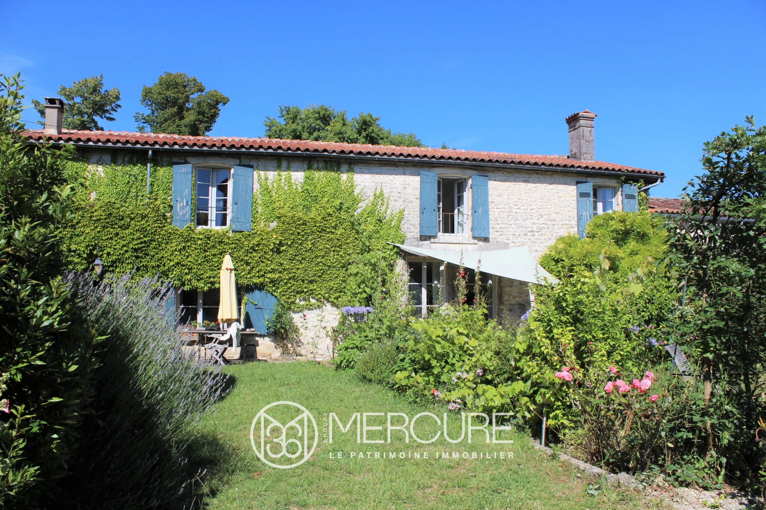 18th C. COUNTRYHOUSE - 9976PO