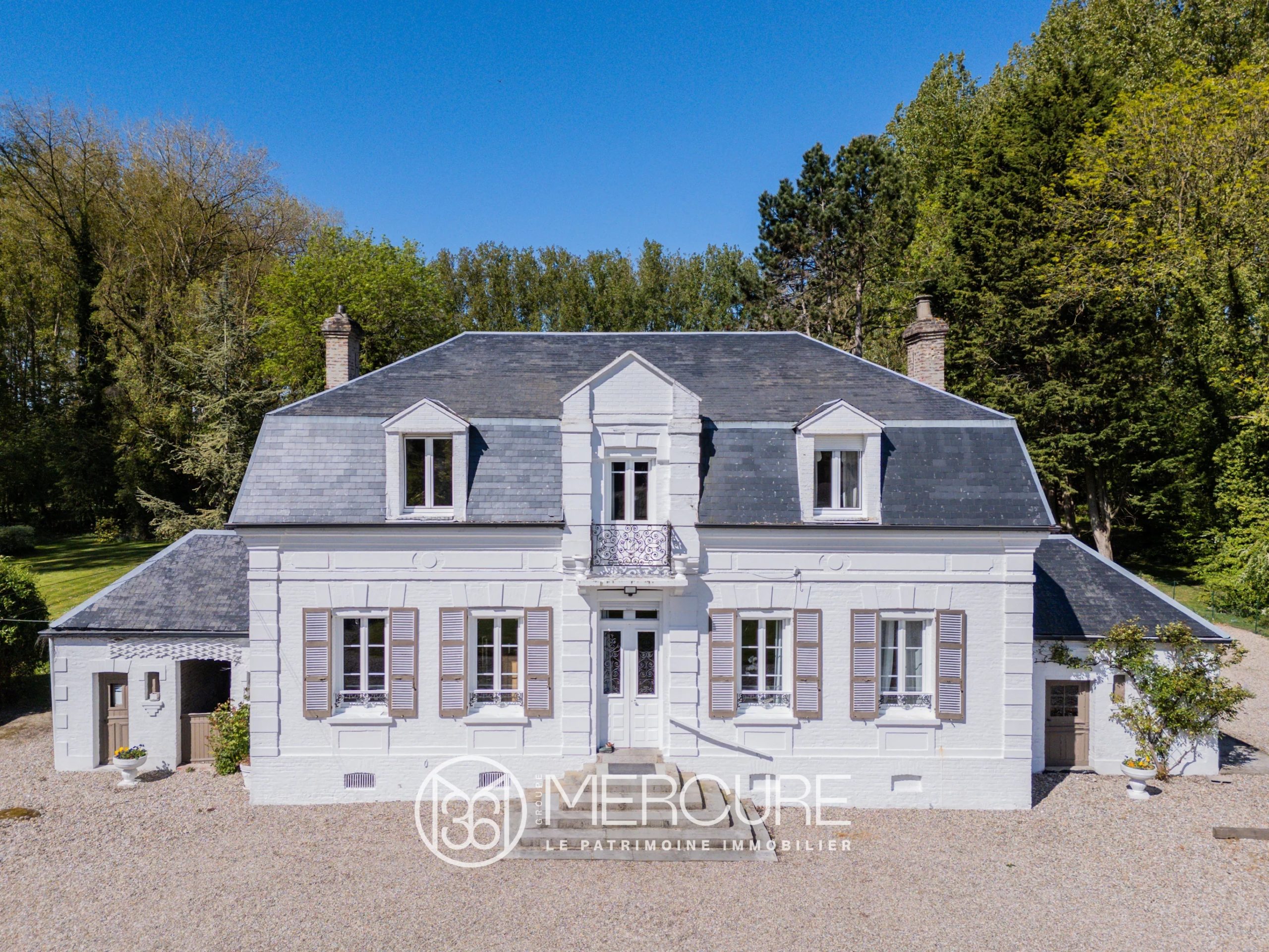 Charming property with over 4 hectares - 21563NC
