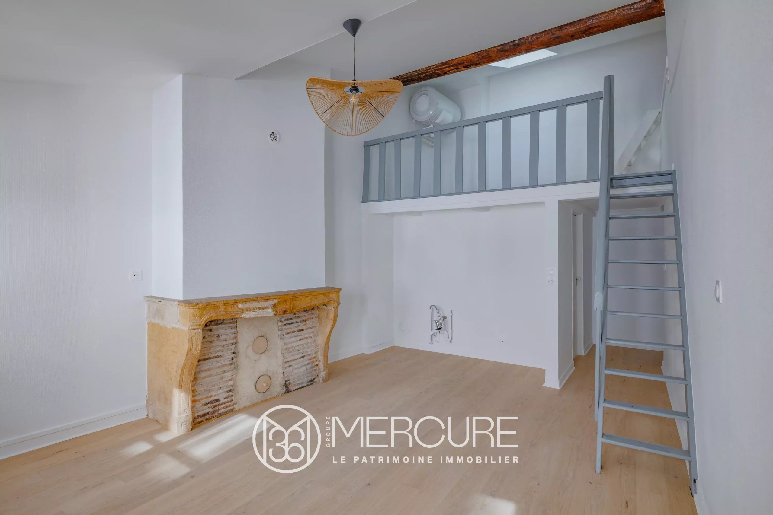 Lyon 2 – Ainay – Très bel appartement 171 m2 avec balcon et garage - 