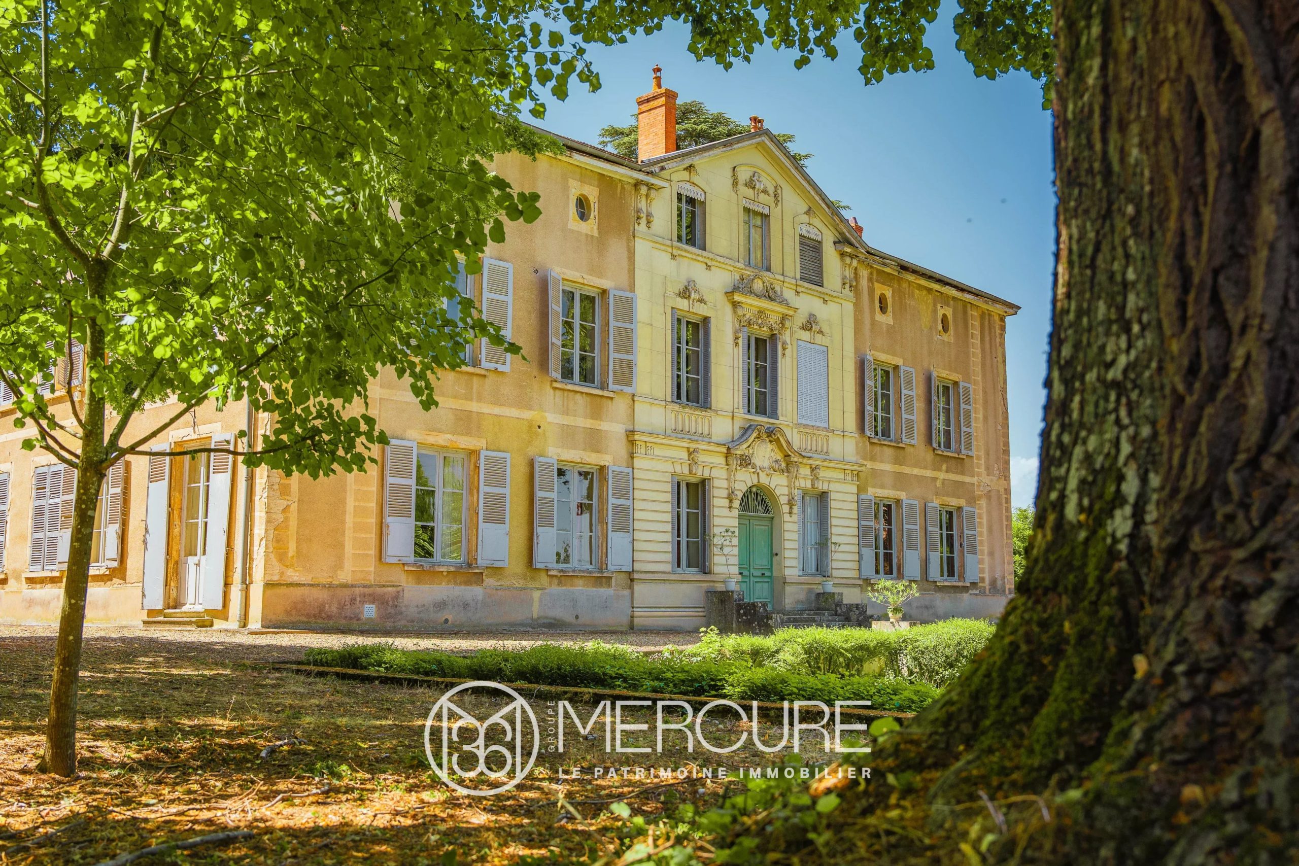 AIN – Remarquable propriété du XVIIè siècle sur parc de 6.3 ha - 5103LY
