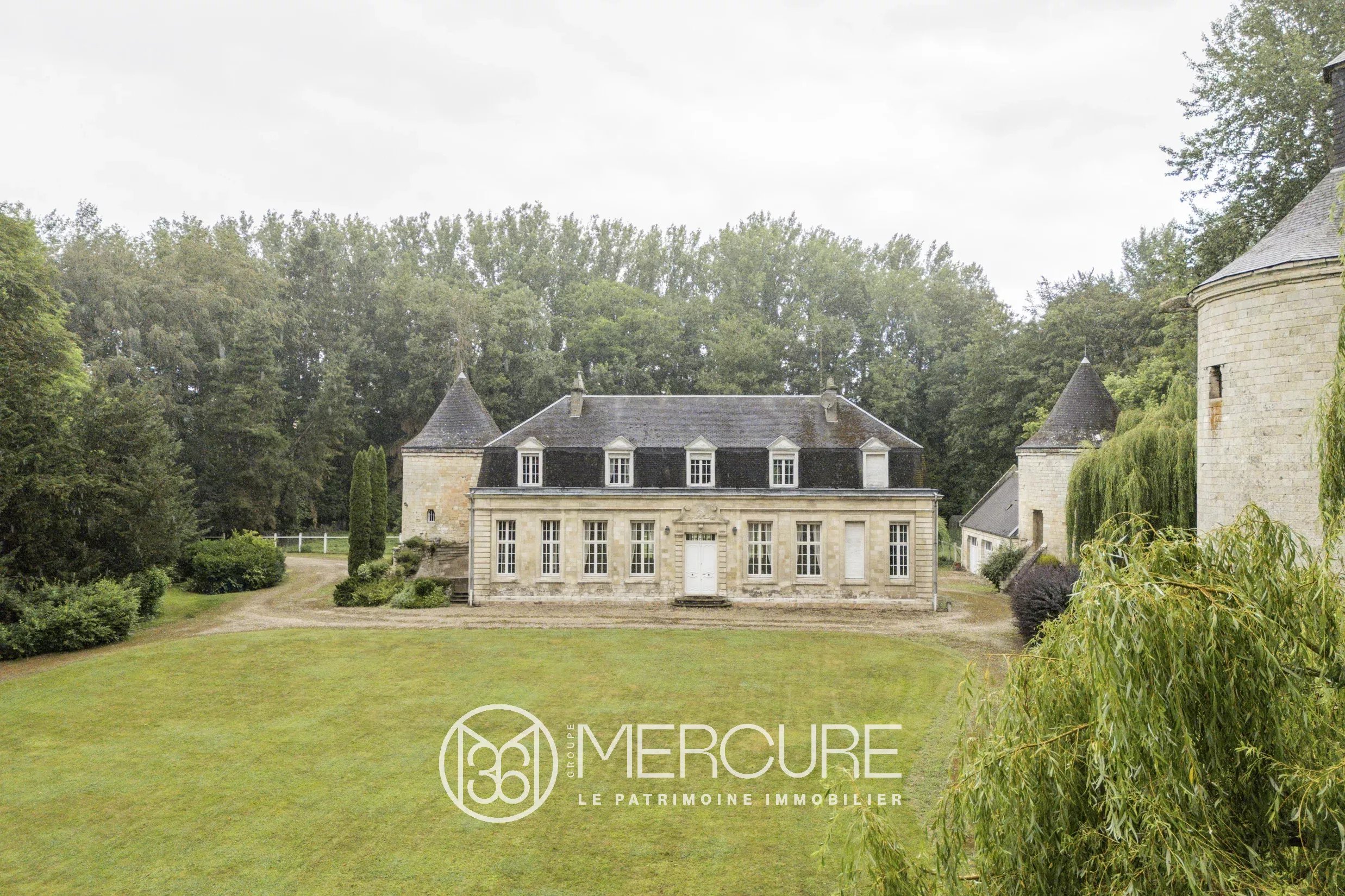 Hauts-de-France – In the heart of the Cambrésis, an elegant 18th-century mansion - 21698NC