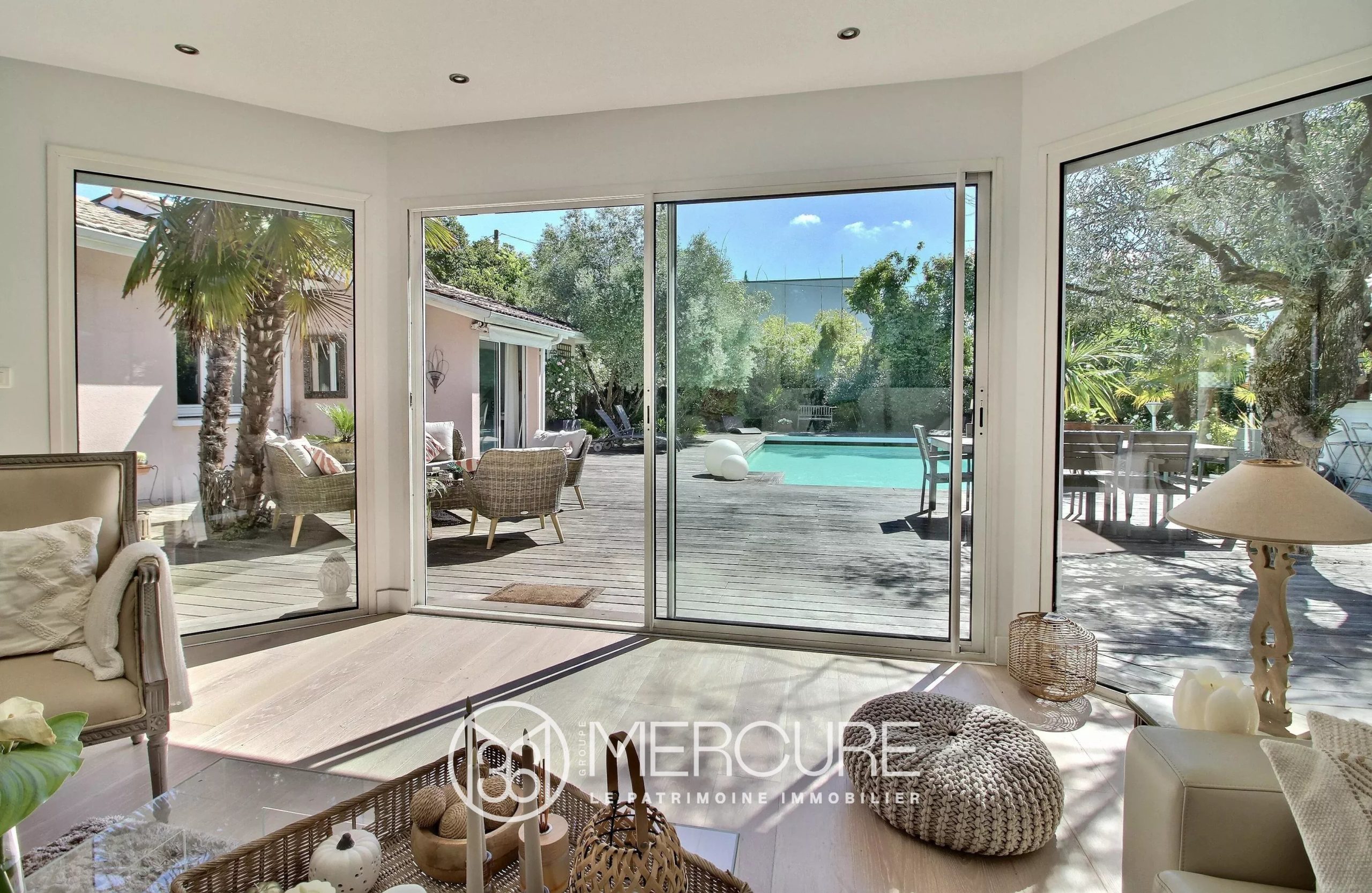 Mérignac Parc Féau – Contemporary 6-bedroom villa with swimming pool - 901106bx