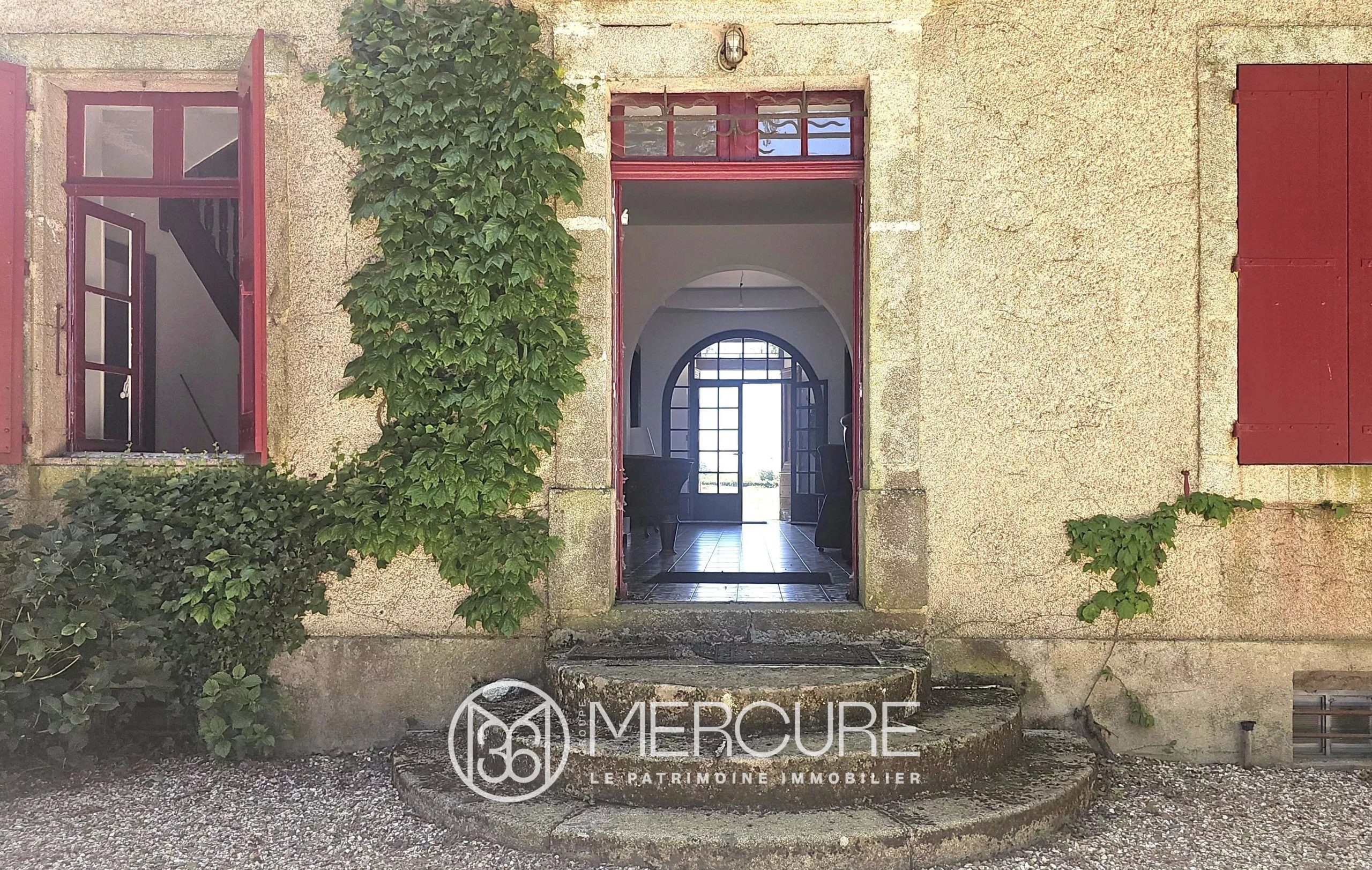 CHATEAU ET NATURE PRÉSERVÉE - 9355TS