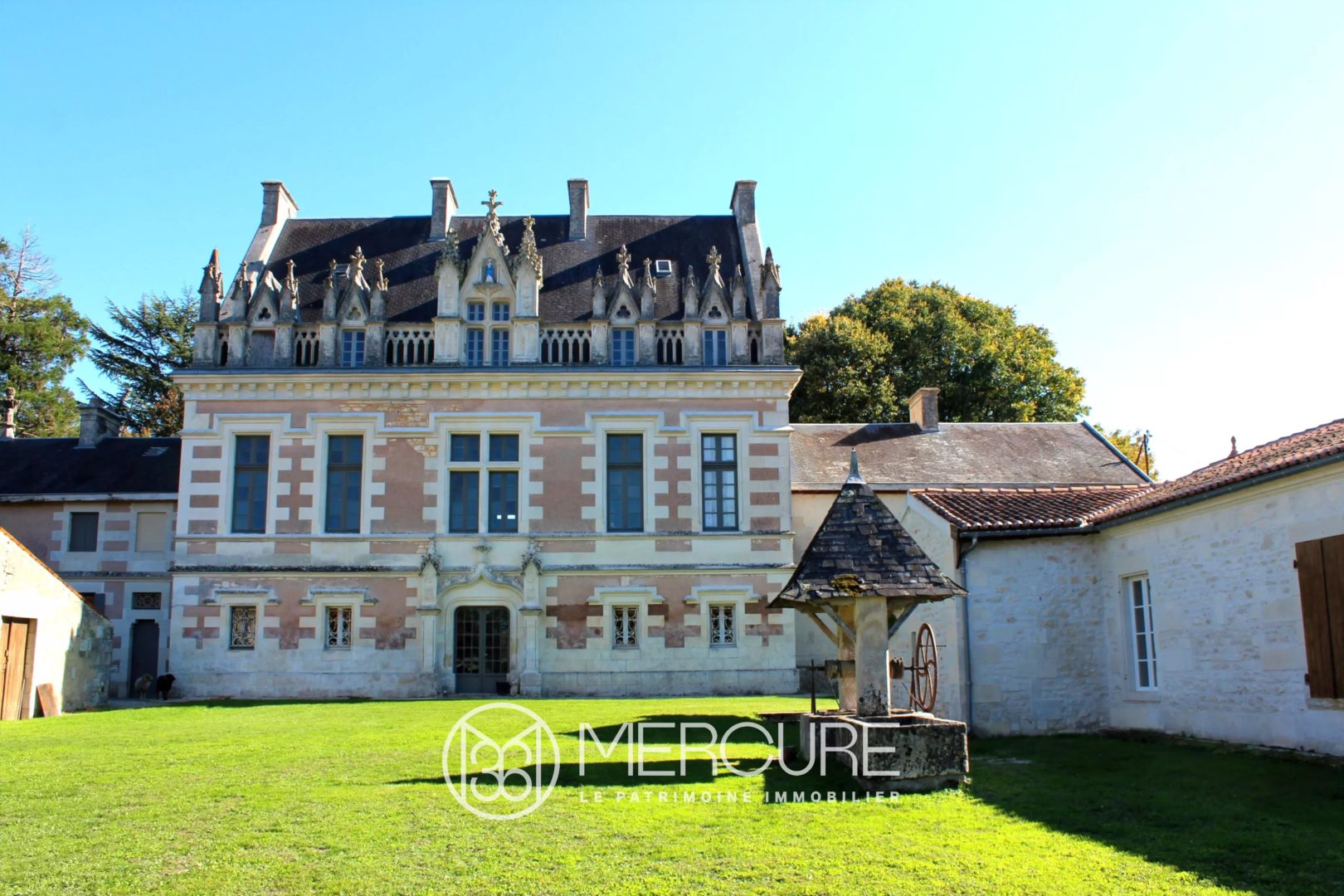 19th-CENTURY CHATEAU NEO GOTHIC ELEGANCE IN THE HEART  OF THE SAINTONGE COUNTRYSIDE - 10234PO