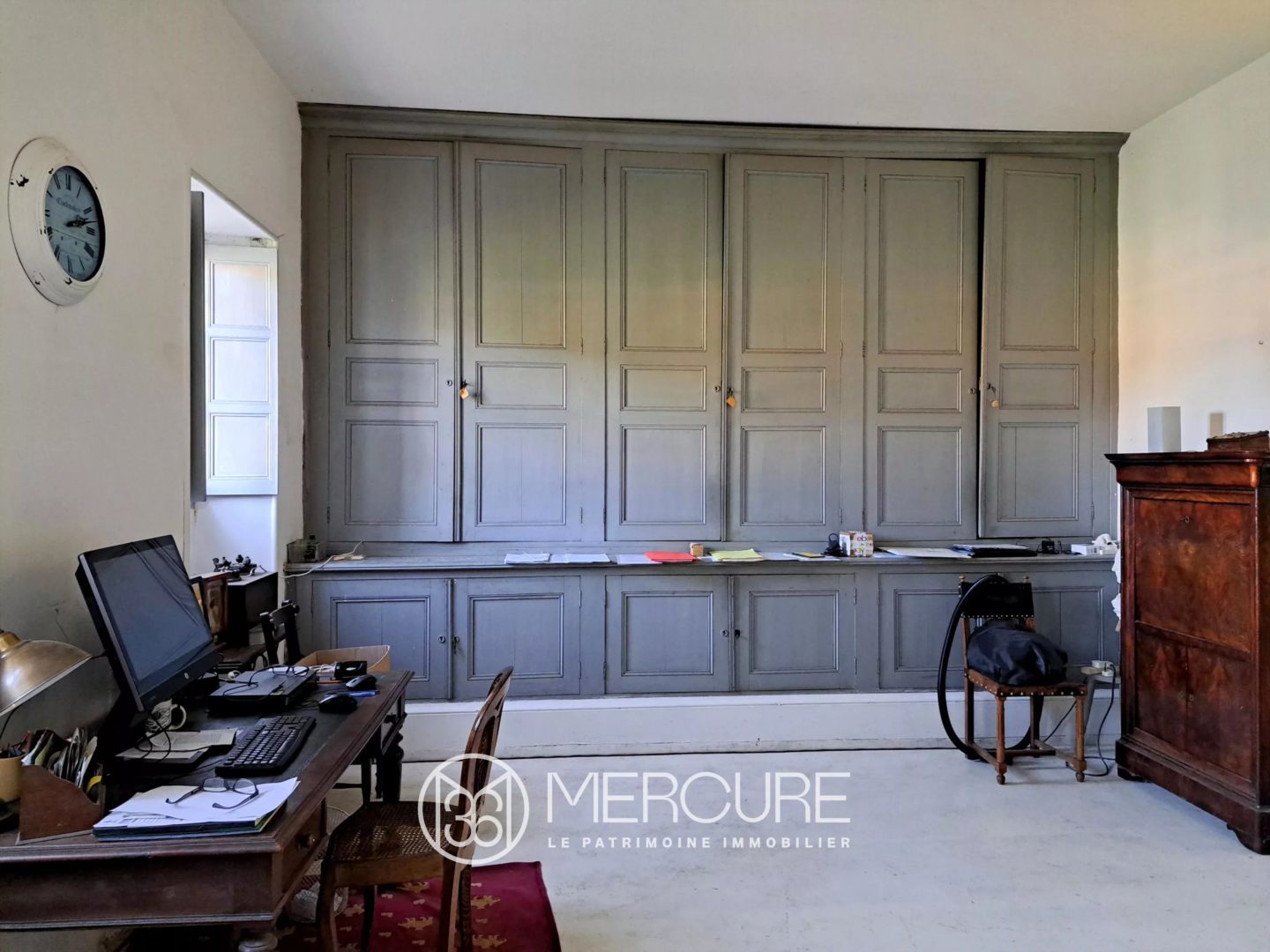 19th-CENTURY CHATEAU NEO GOTHIC ELEGANCE IN THE HEART  OF THE SAINTONGE COUNTRYSIDE - 10234PO