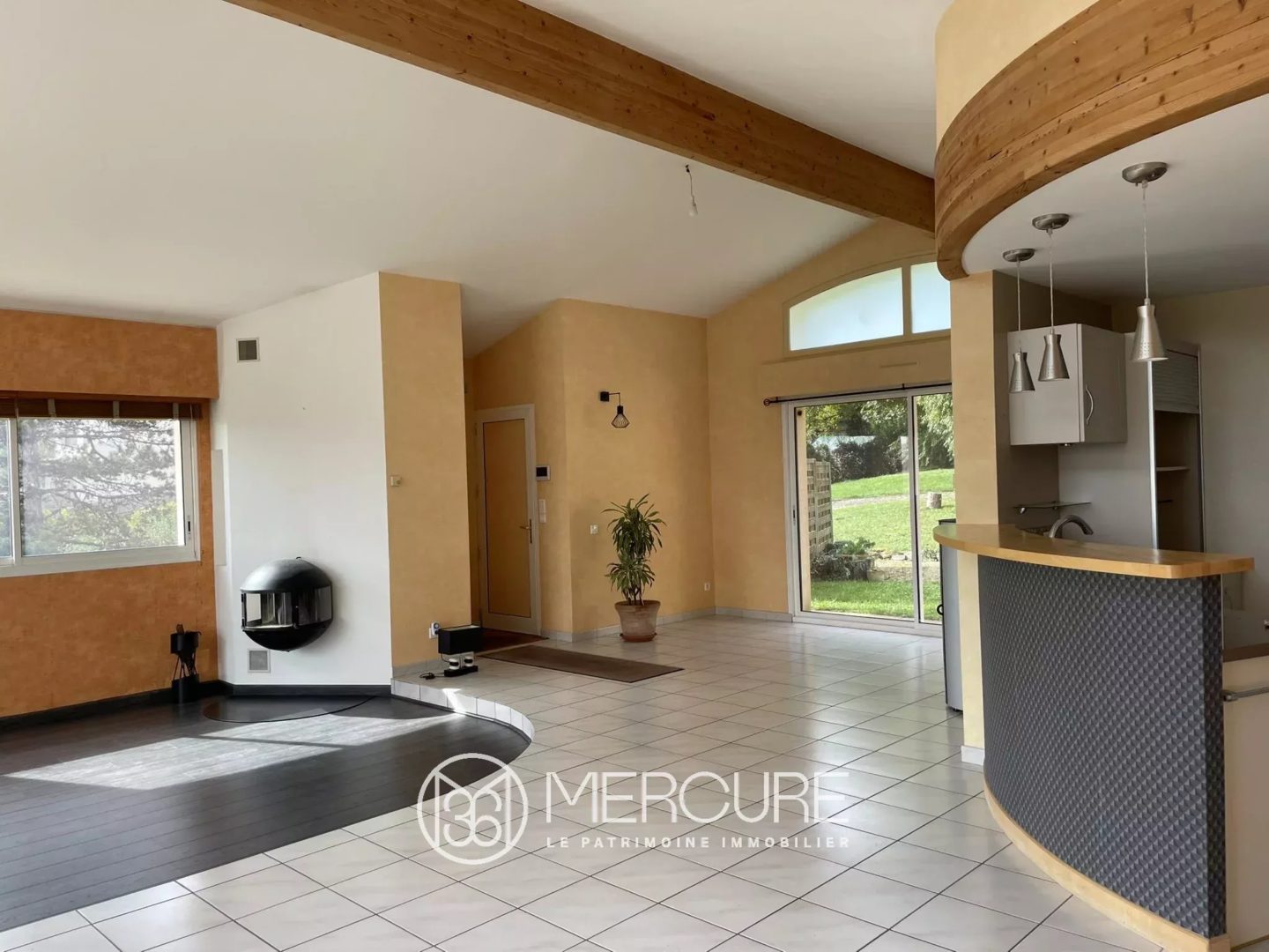 MAISON DE PLAIN-PIED AVEC VUE SUR LA RIVIERE - 10238PO