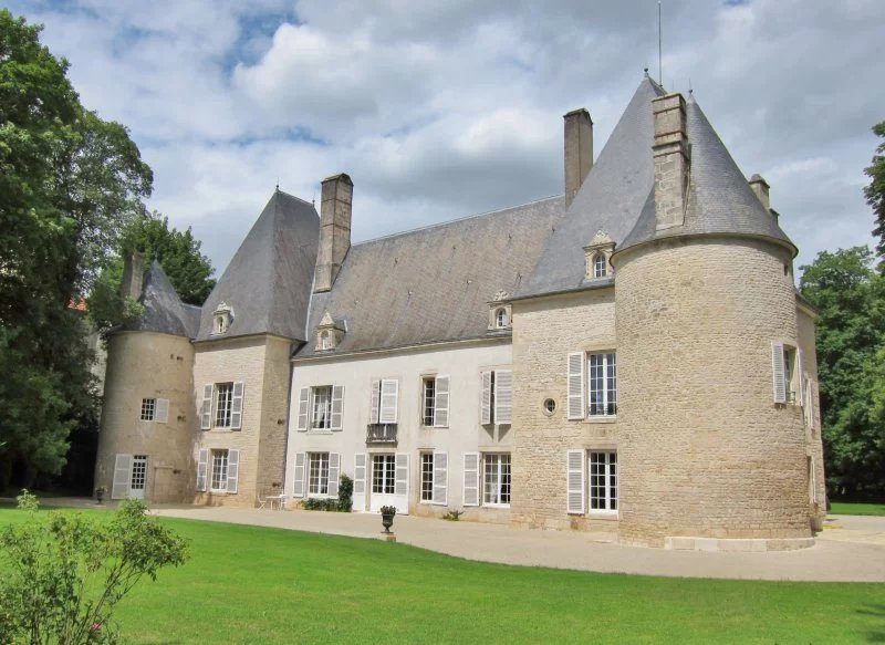 CHATEAU OF THE XV-XVIIth CENTURIES REGISTERED MH - 1478EL