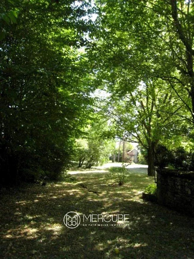 MAISON DE CARACTERE DU 18ème SIECLE, SECTEUR VEZELAY – AVALLON - 1572MHL