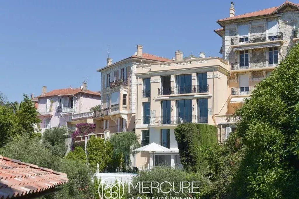 RENOVATED MANOR HOUSE – VIEWS OF CANNES AND THE SEA - 157vm