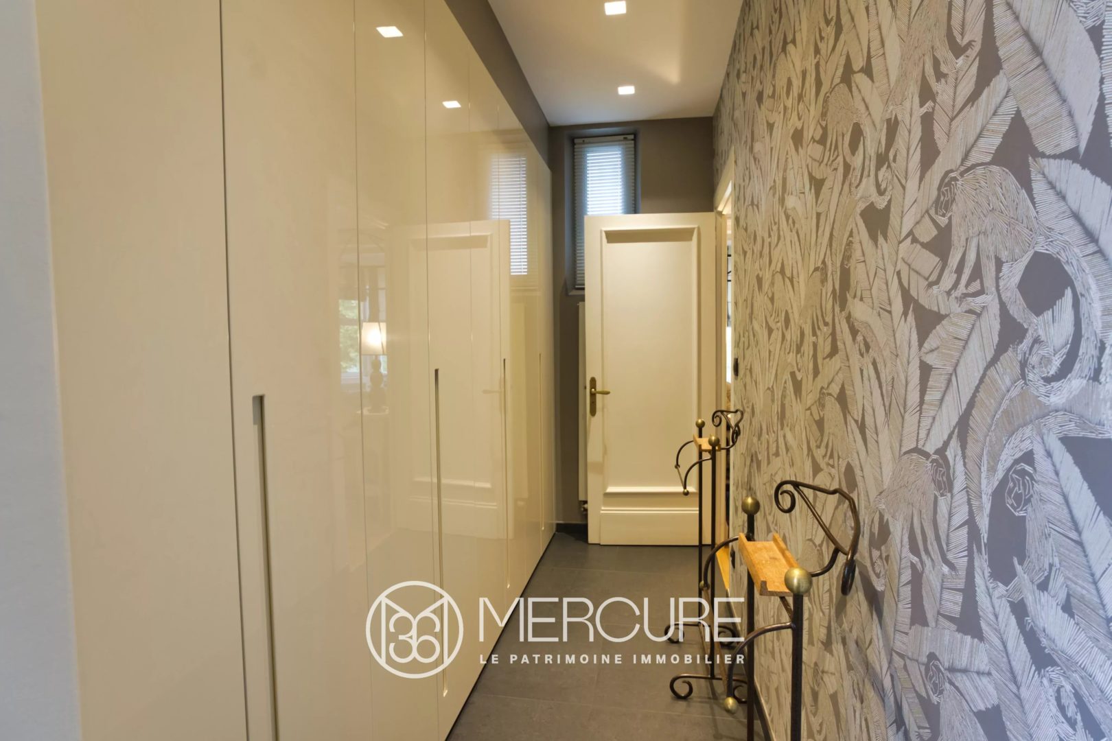 Belle propriété de 380m² sur 1429m², 6 chambres, terrasse, piscine, Chamalières - 20922AU