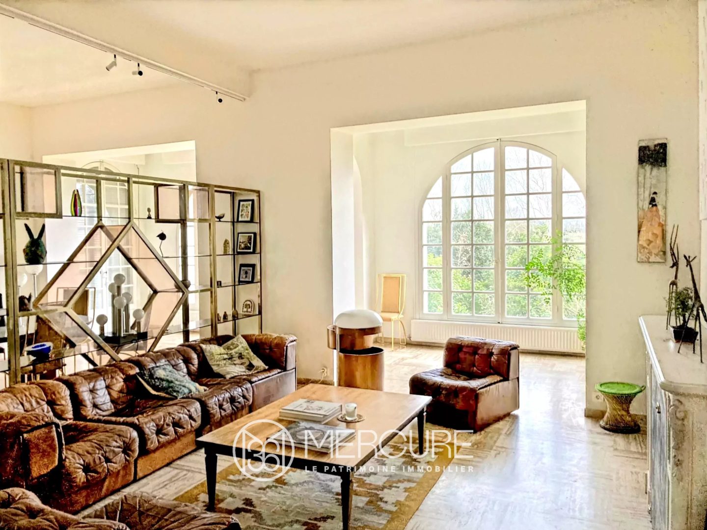 Bastide de Style art déco avec parc et piscine - 21143LR