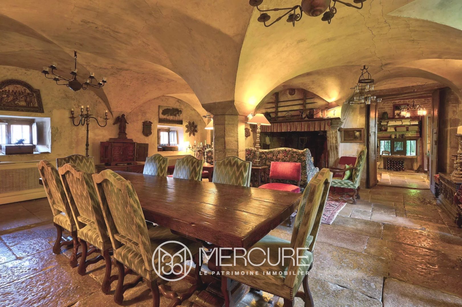 16th, 17th and 18th CENTURY CASTLE - 21259MHL