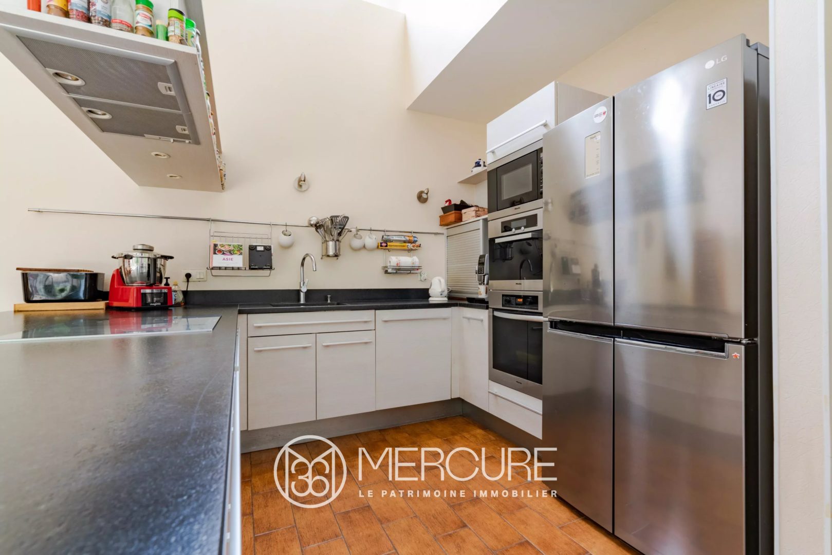 Morbihan, à 15 min de la mer, propriété en pierres du XVIIIe siècle, piscine et parc - 21377BR