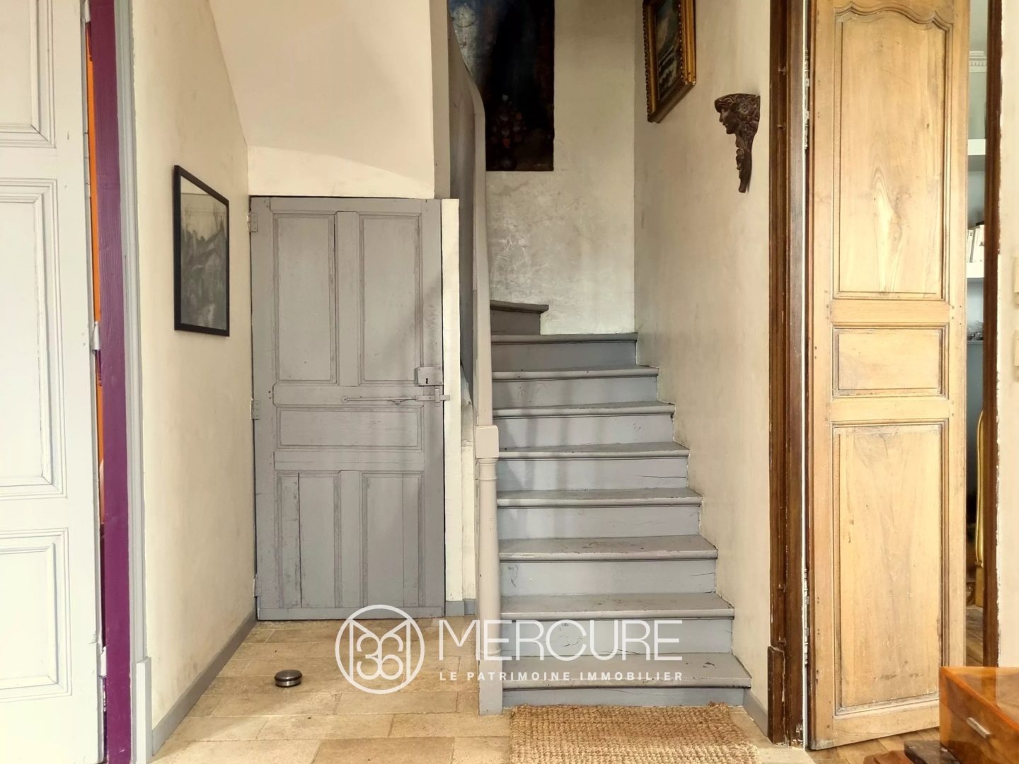 Propriété de 415 m² - 4682LY