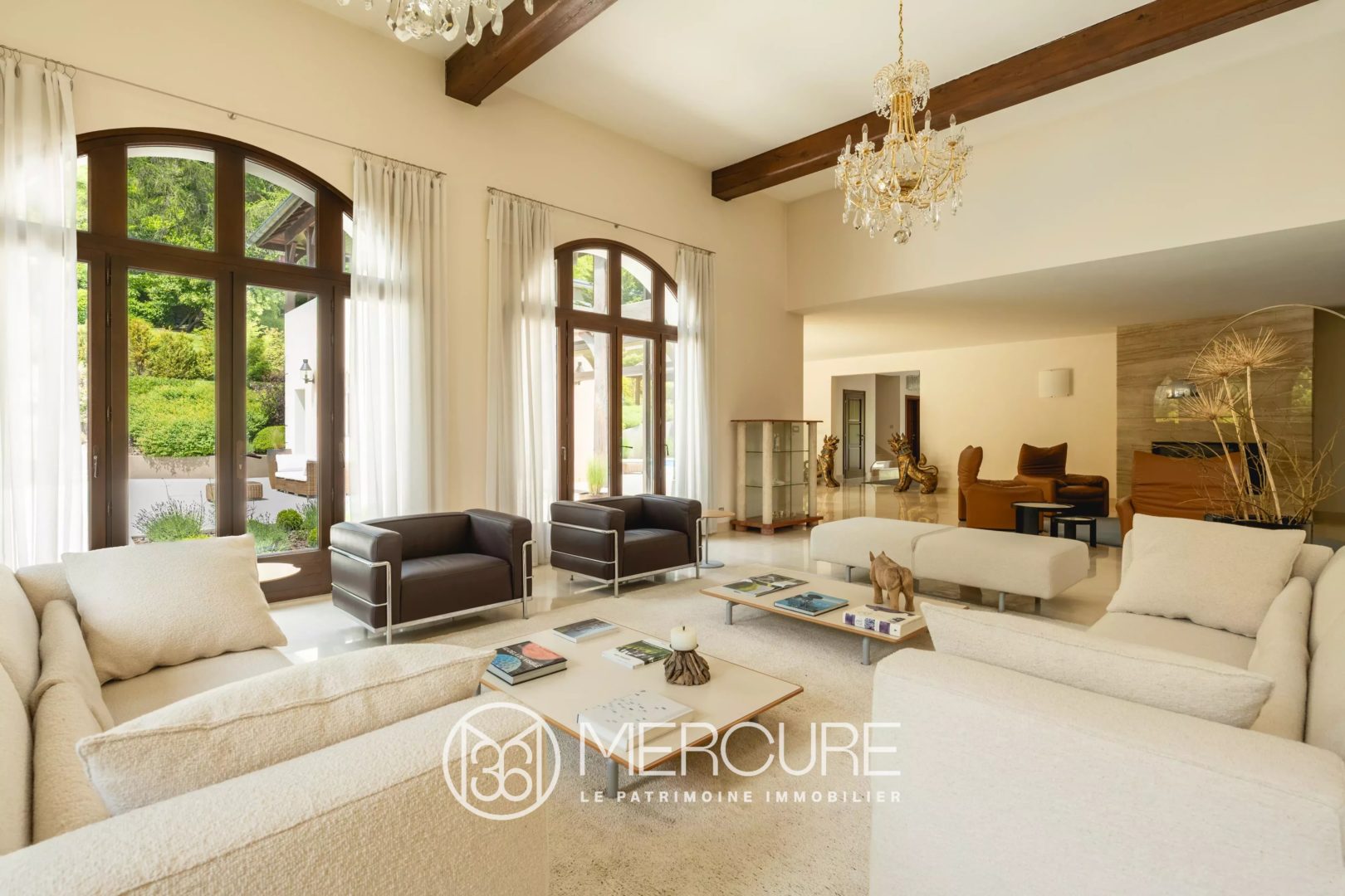 HAUTE-SAVOIE  –  ANNECY – RARE DEMEURE DE PRESTIGE DE  572 M² - 4784LY