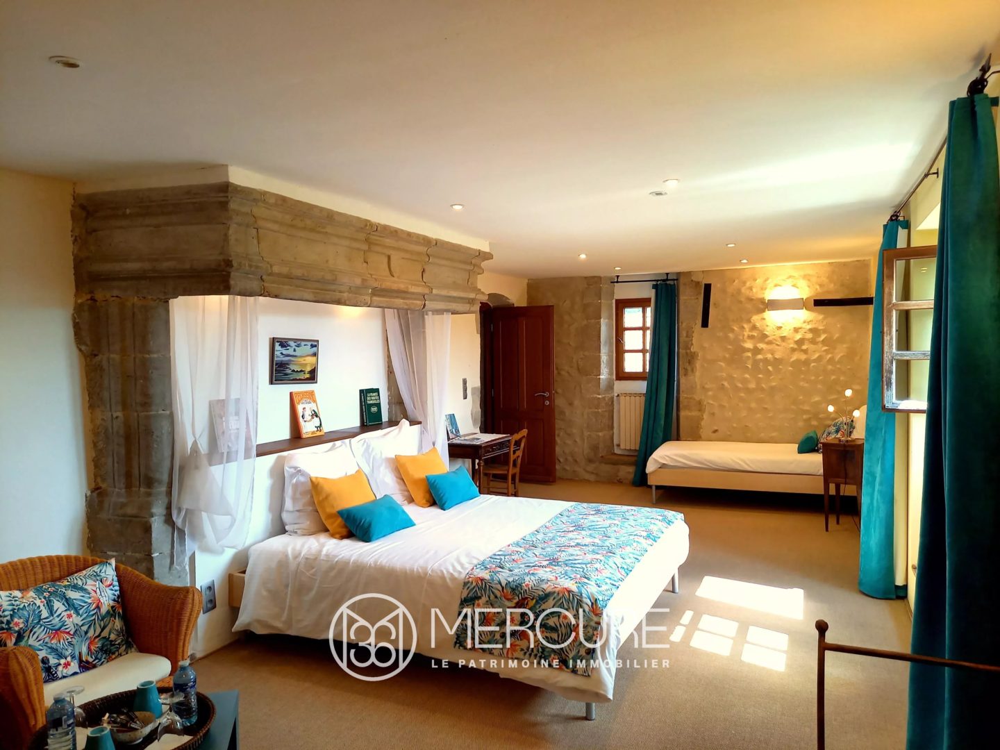 Maison forte 500 m² en Drôme des Collines avec piscine - 4966LY