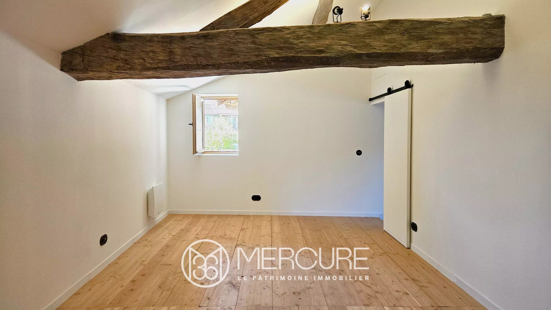 COUP DE COEUR – Rénovation d’architecte au cœur du Beaujolais - 5006LY