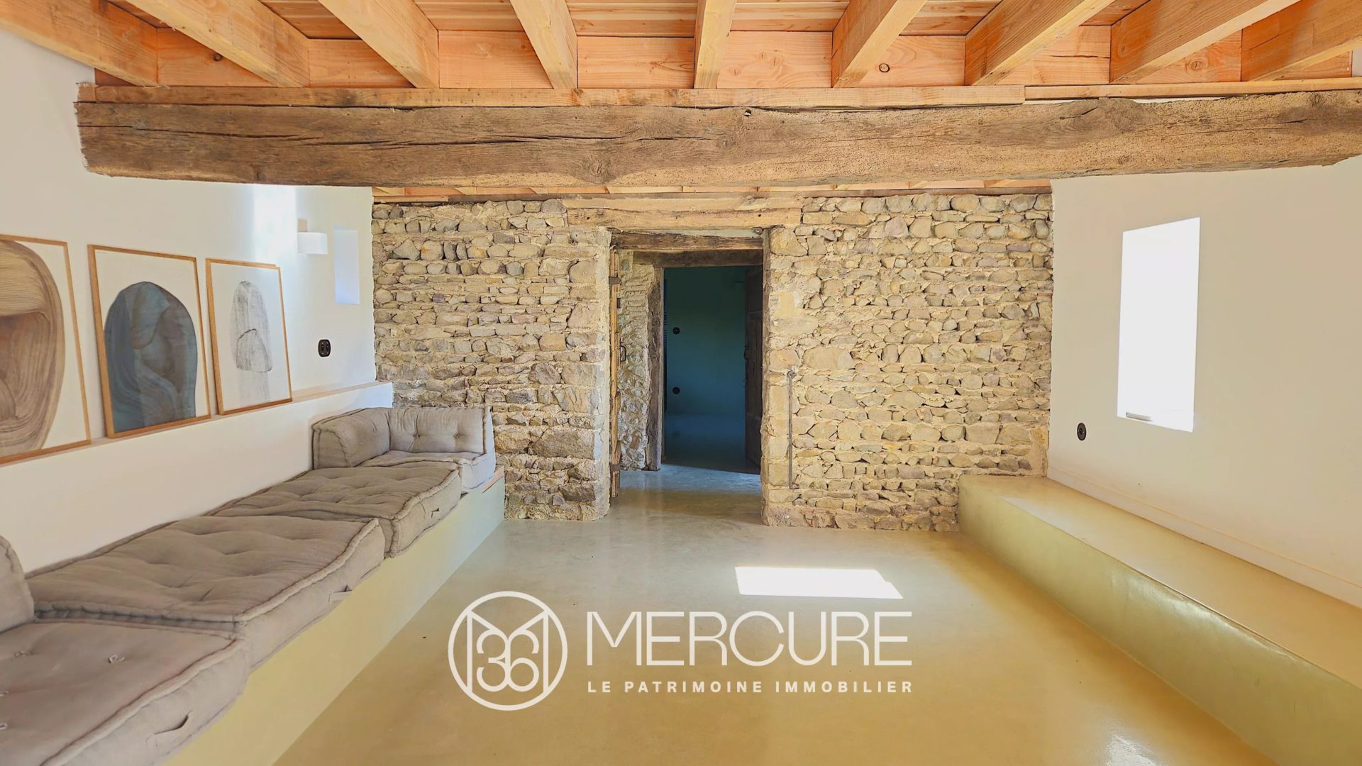 COUP DE COEUR – Rénovation d’architecte au cœur du Beaujolais - 5006LY