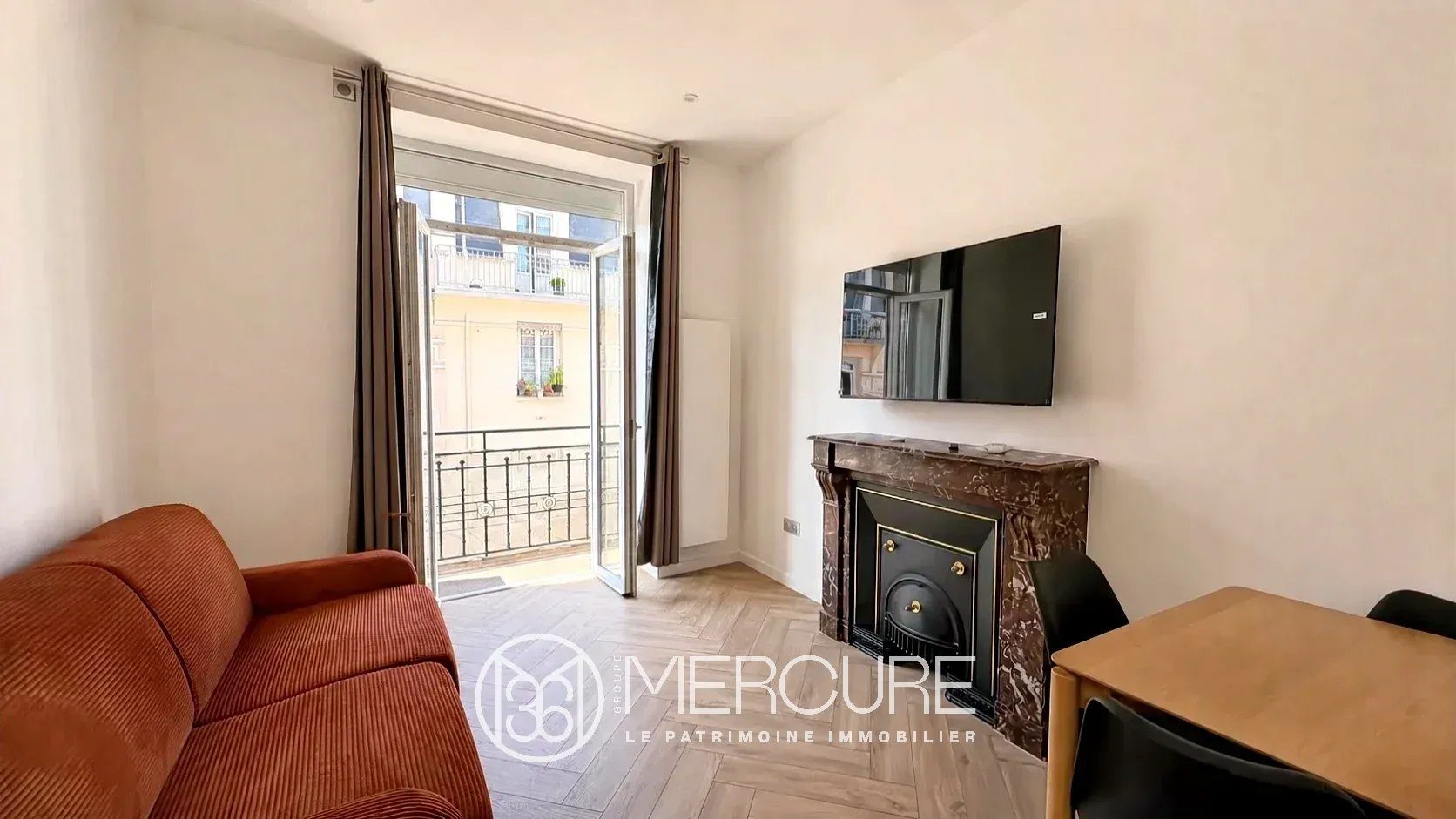 Appartement 2 pièces 43 m² · à Lyon 6ème · 42,9 m² · 240 000 €