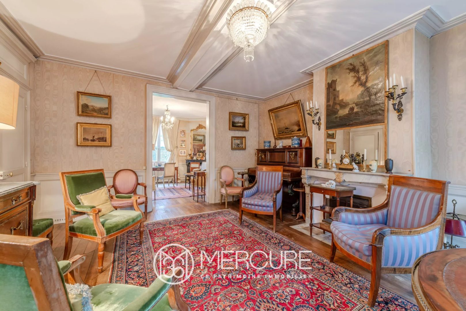 Oise – private mansion, outbuildings and courtyard - 80605PI