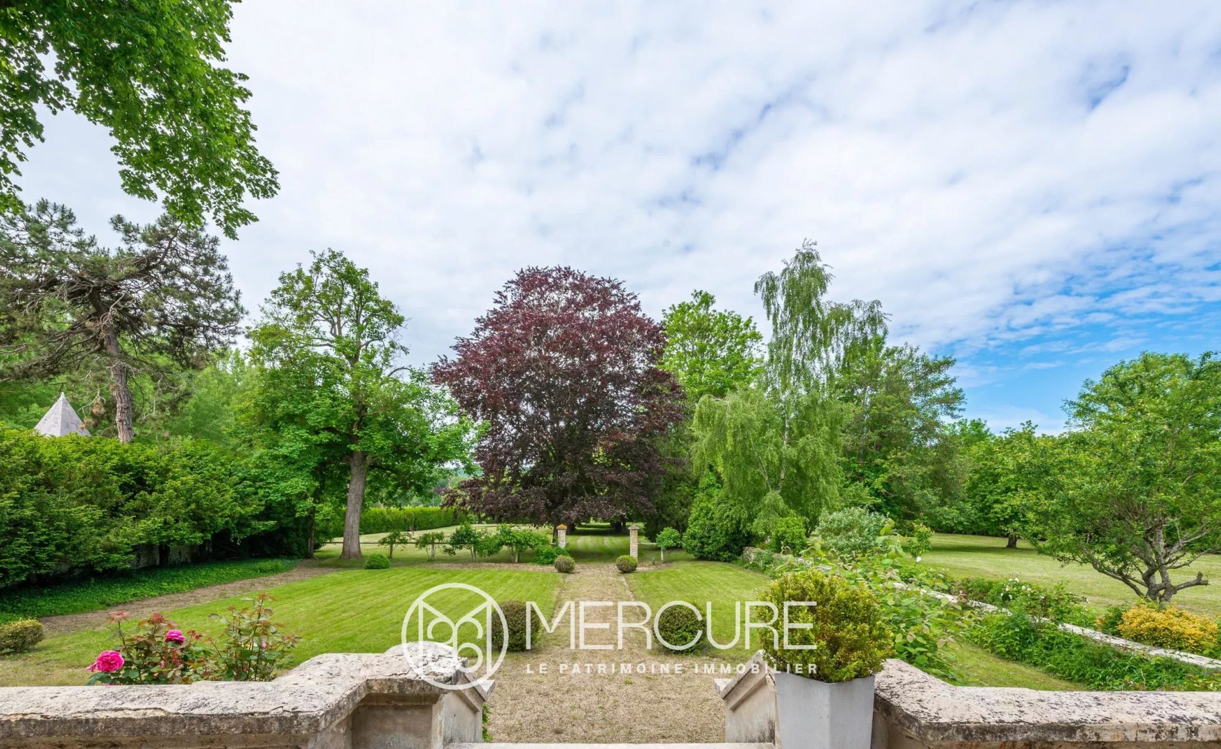 Aisne – manor house, outbuildings and park 1.8ha - 80608PI