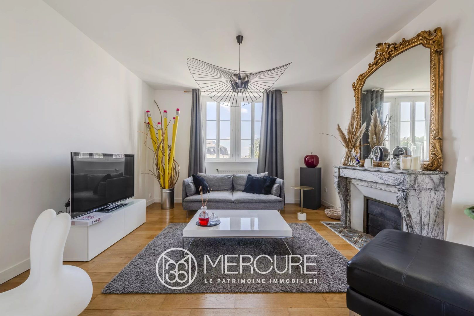 OISE – COMPIEGNE – ENSEMBLE IMMOBILIER, DEPENDANCES ET JARDIN - 80627PI