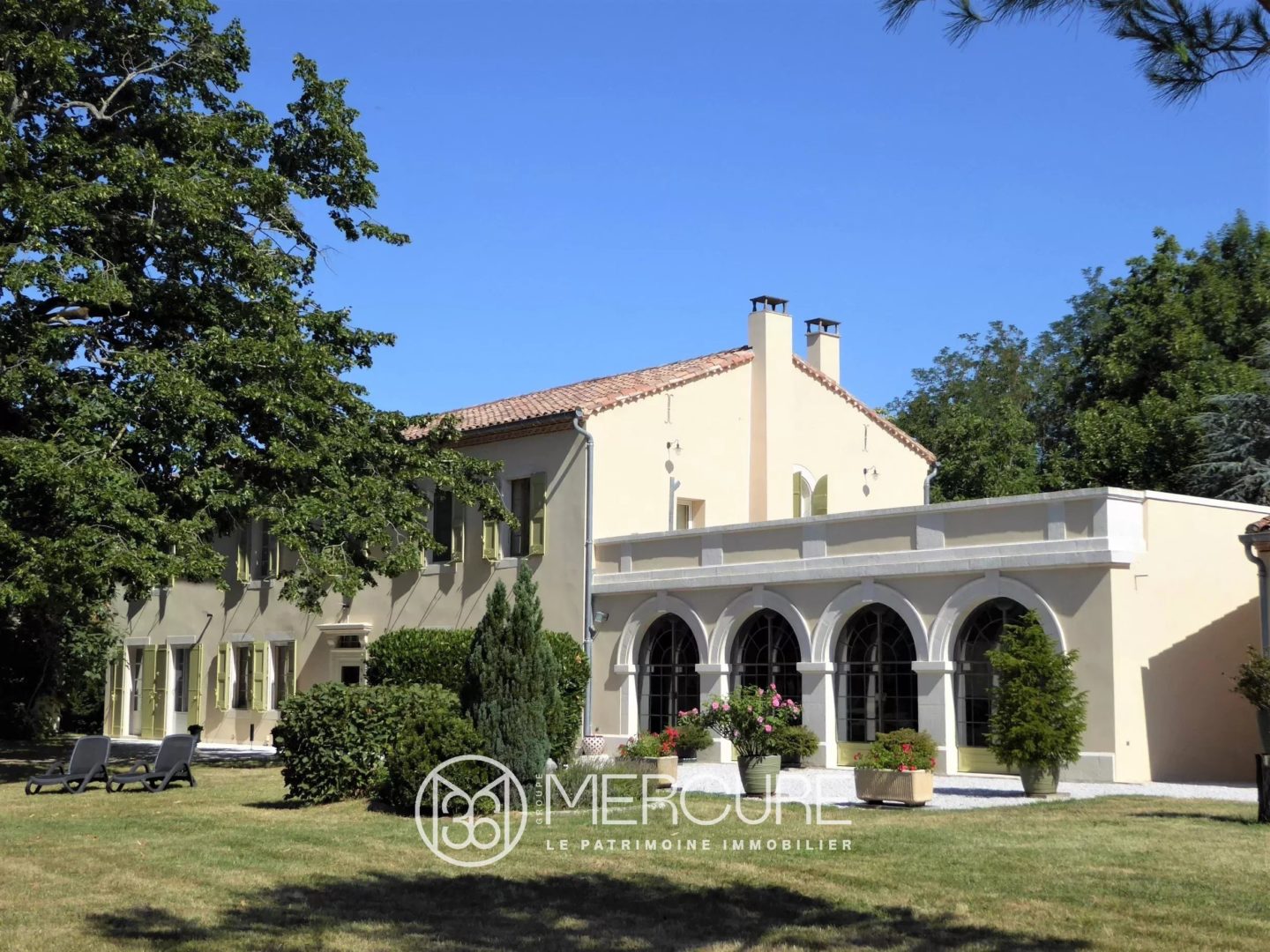 Maison 12 pièces 403 m² · à Castres · 403 m² · 798 000 €