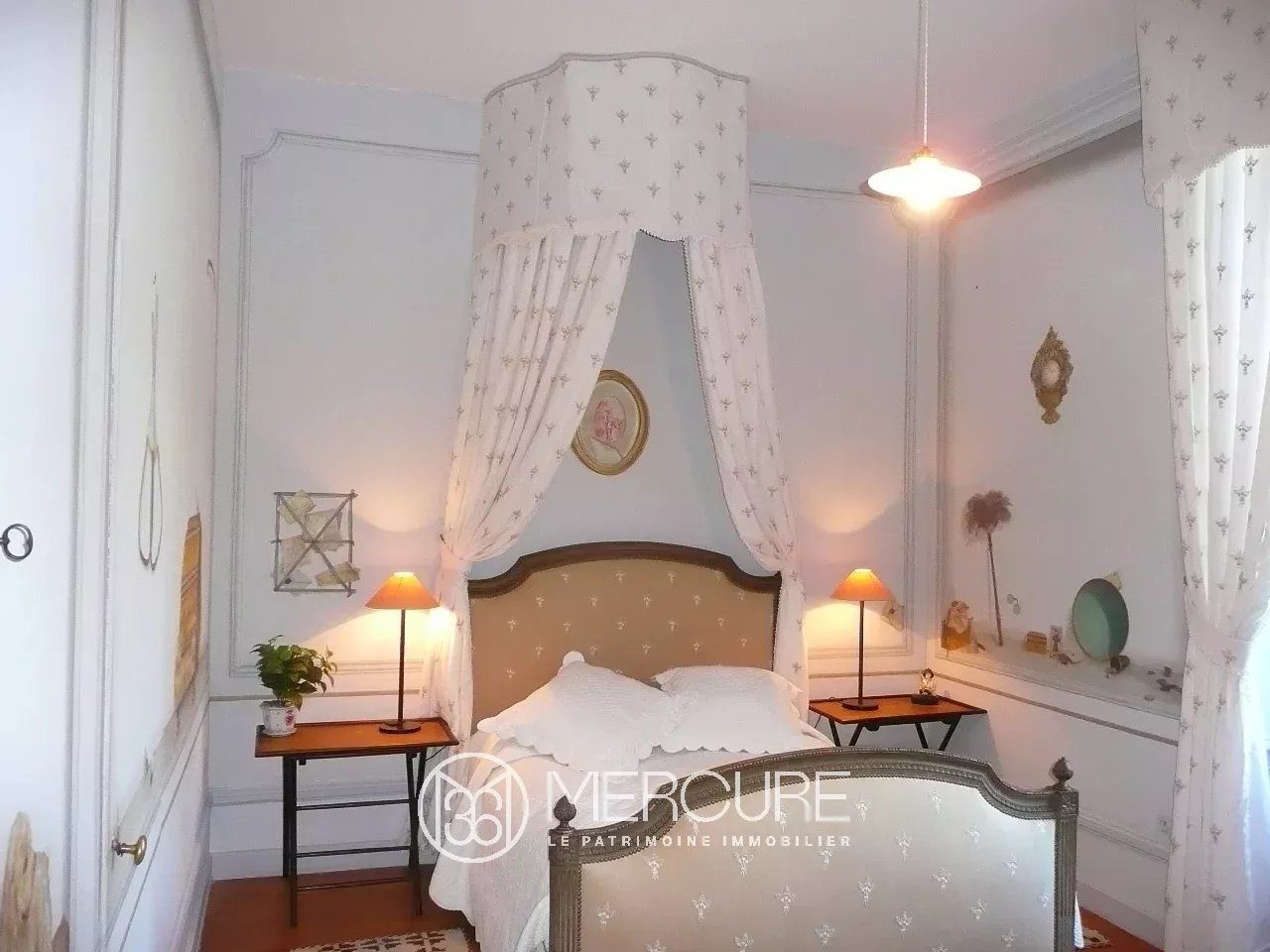 SOUTH OF FRANCE NEAR BERGERAC – 17th CENTURY CHATEAU - 900813bx