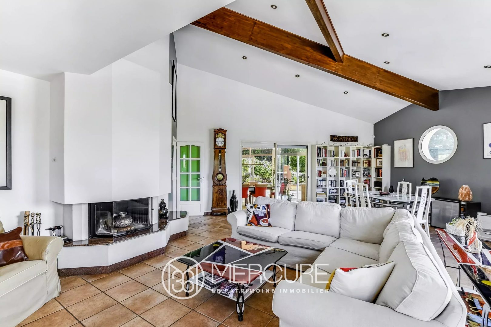 MAISON FAMILIALE, JARDIN ARBORE SANS VIS A VIS - 9230TS