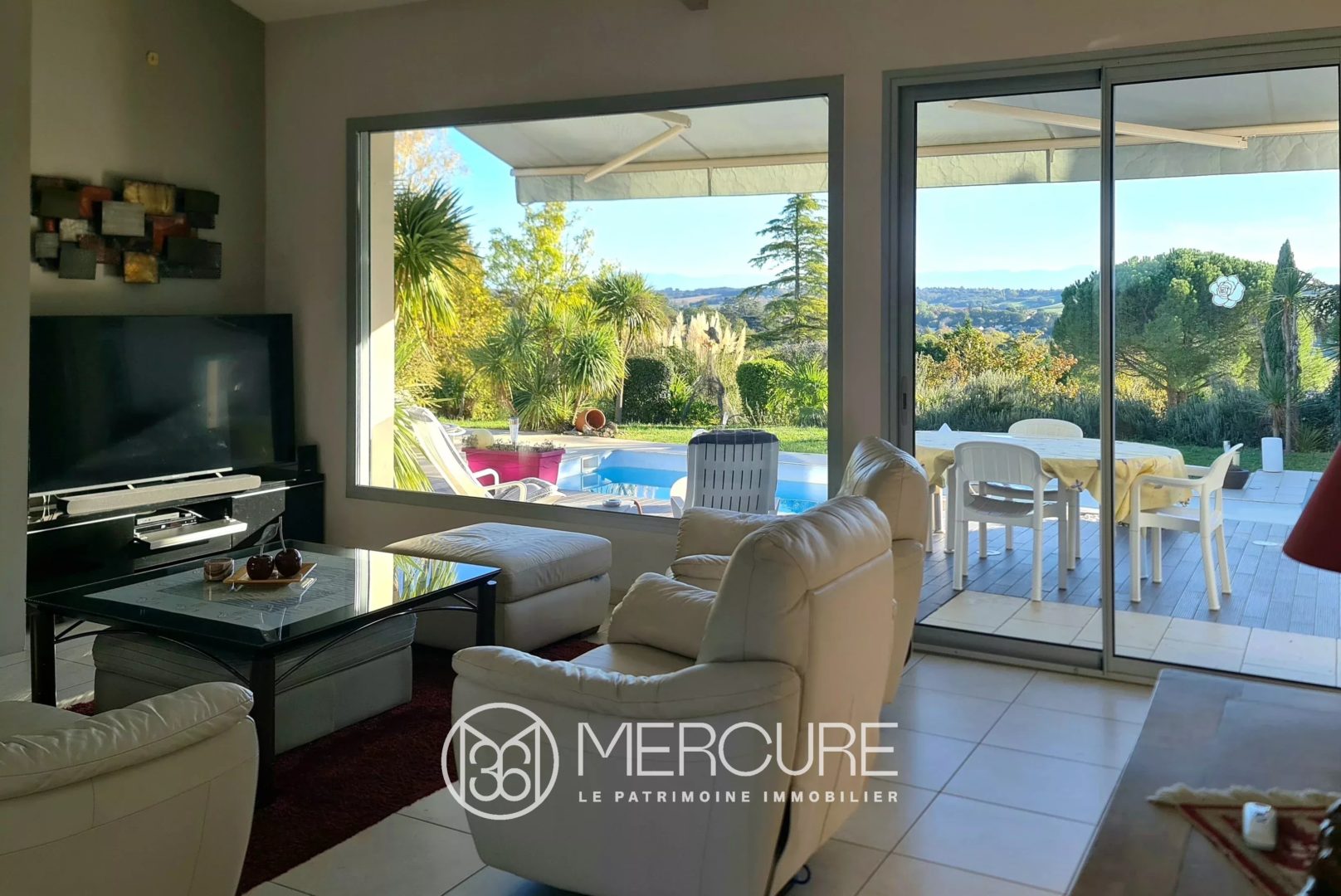 BELLE MAISON AVEC DEPENDANCES ET GRAND PARC - 9271TS