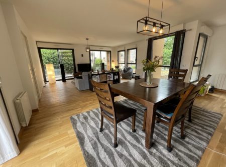 APPARTEMENT T4 avec TERRASSE, ASCENSEUR et PARKING - 9501PO