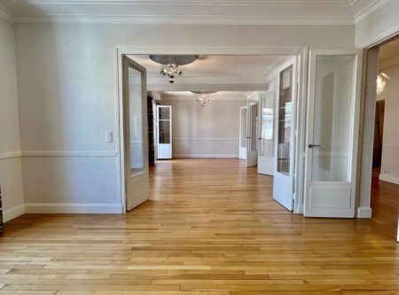 APPARTEMENT ENTIEREMENT RÉNOVÉ – 5 CHAMBRES- 200M2- CARRÉ D’OR - 20189AU