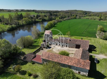 PROPRIETE AVEC GITE ET CHAMBRE D’HOTE - 9365PO