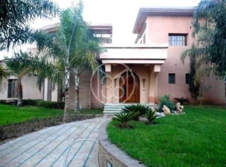 LUXURIOUS AND AMAZING VILLA IN THE RESIDENTIAL AND QUIET AREA OF TARGA MARRAKECH. - A.1196.EL