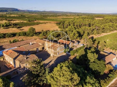 BEAUTIFUL OENOTOURISM CHATEAU - 8559TS