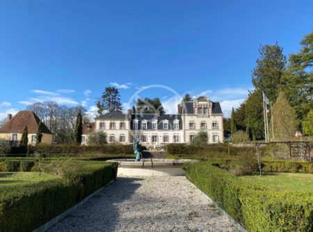 Normandy, Perche – 16th – 19th centuries Chateau set on 23ha - 20366NO