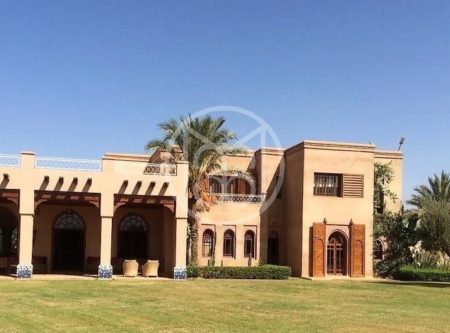 Situated at about 20 km from the mythical city of MARRAKECH in the beautiful countryside surrounding … - 1077.EL